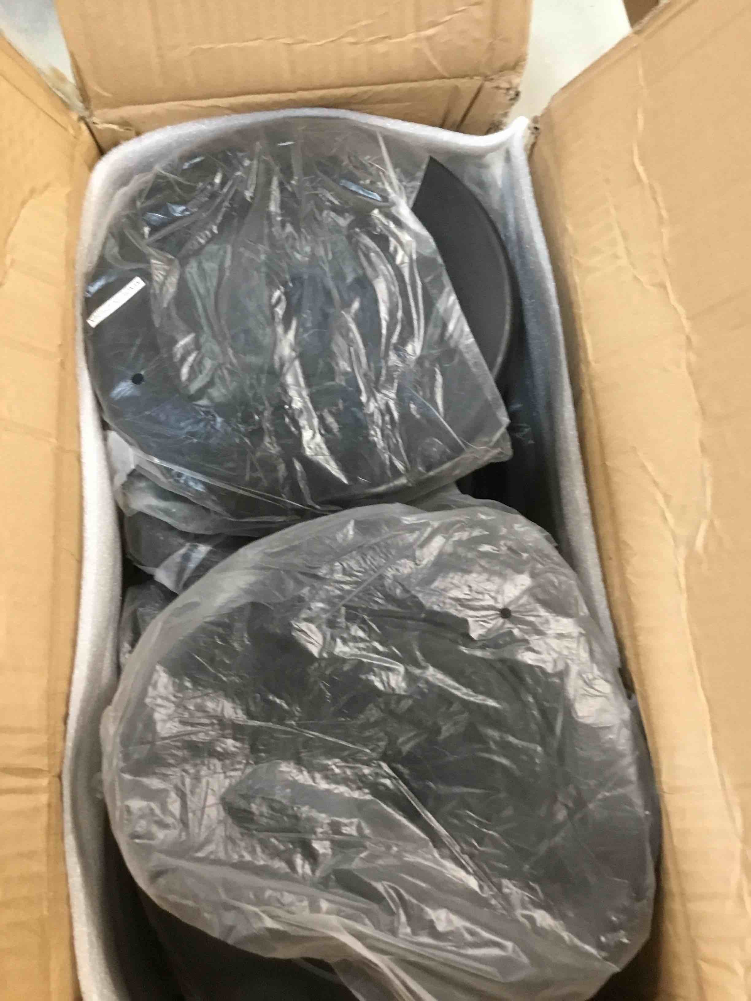 https://s3.amazonaws.com/lotting-images-prod/bidfta/YEL5764508_1707227500968.jpeg