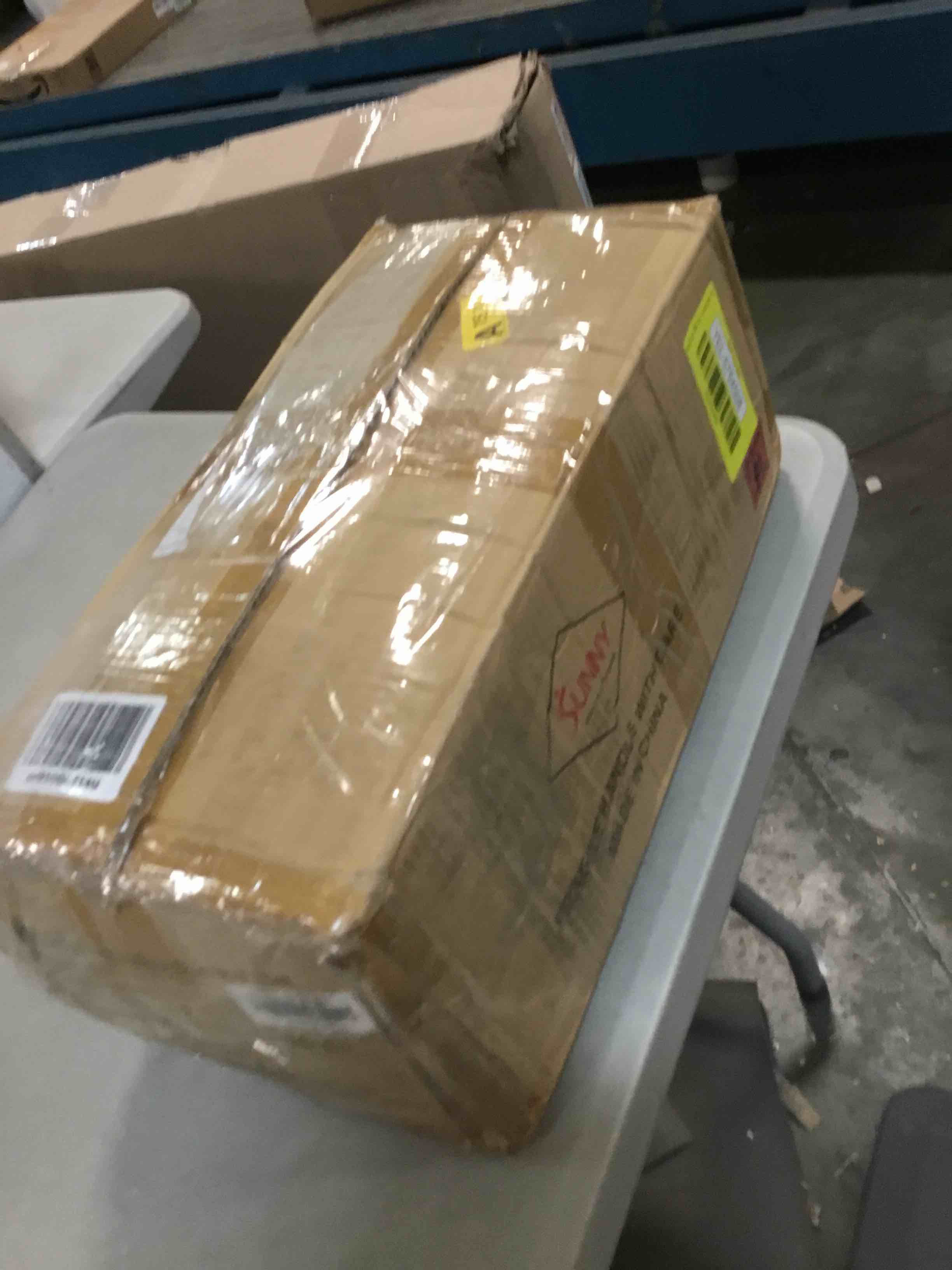 https://s3.amazonaws.com/lotting-images-prod/bidfta/YEL5764508_1707227532040.jpeg