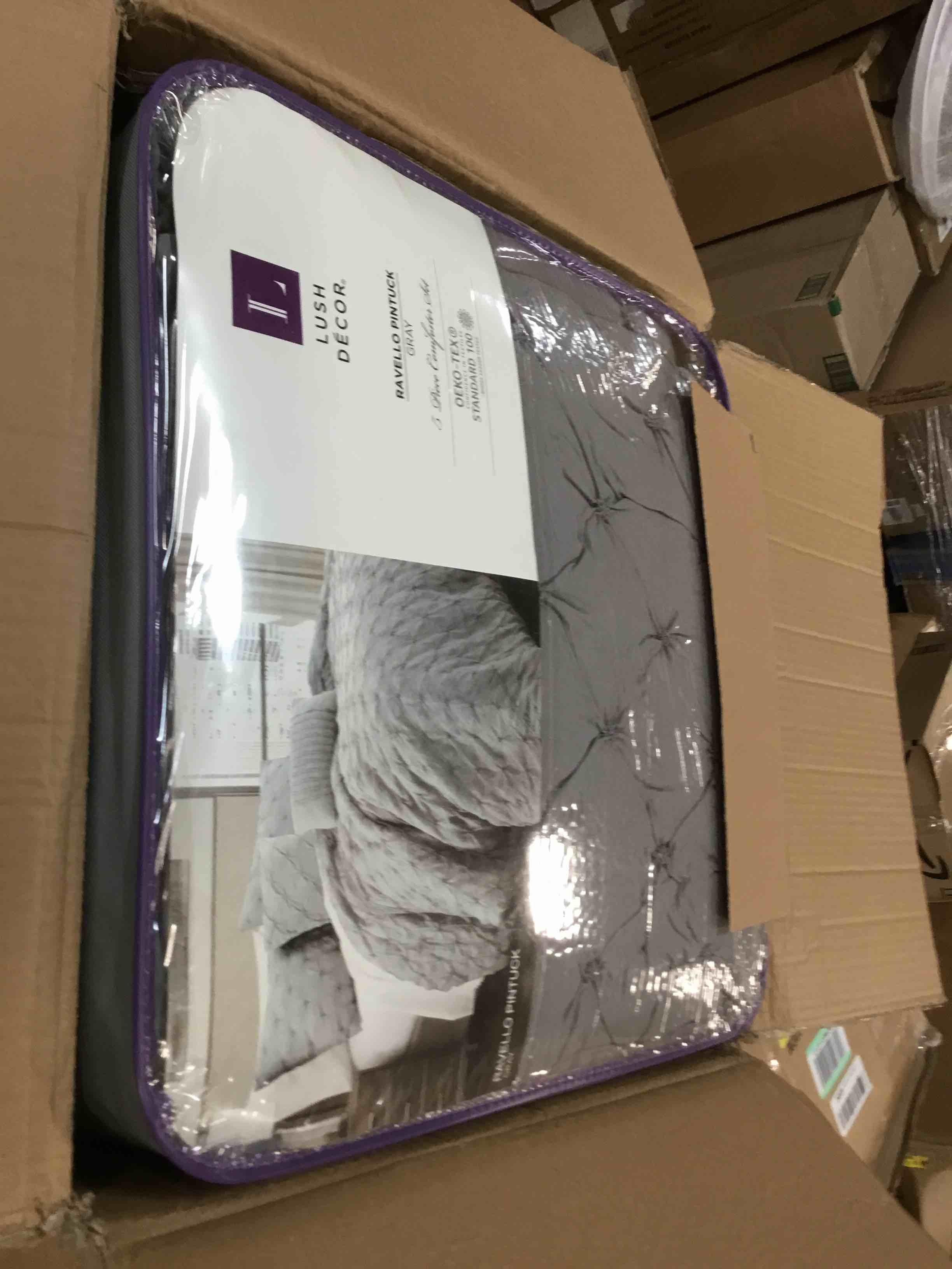 https://s3.amazonaws.com/lotting-images-prod/bidfta/YEL5764584_1707238952317.jpeg