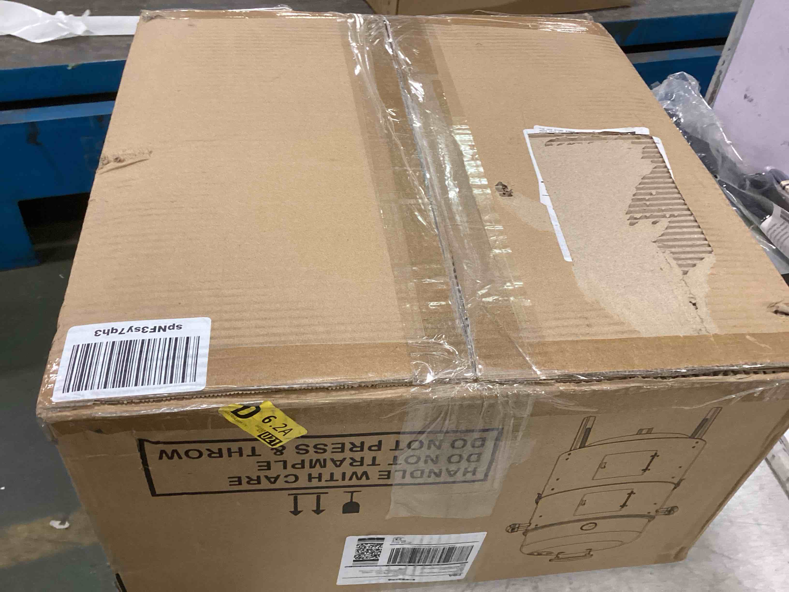 https://s3.amazonaws.com/lotting-images-prod/bidfta/YEL5766347_1706880787870.jpeg