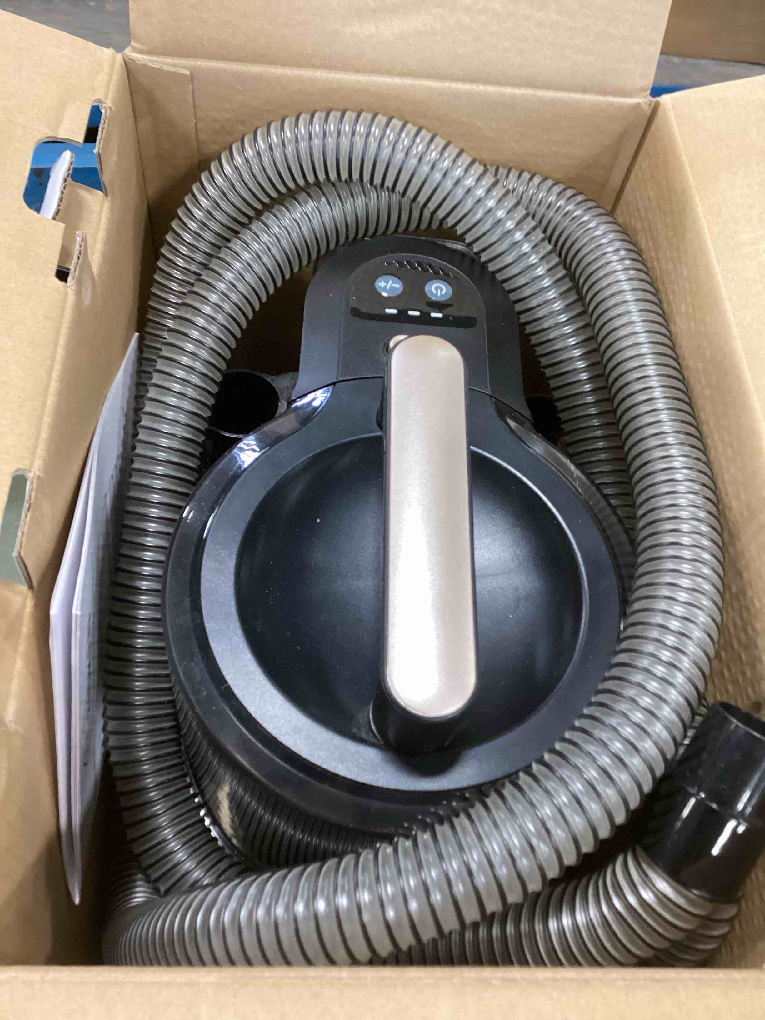 https://s3.amazonaws.com/lotting-images-prod/bidfta/YEL5766364_1706883183398.jpeg