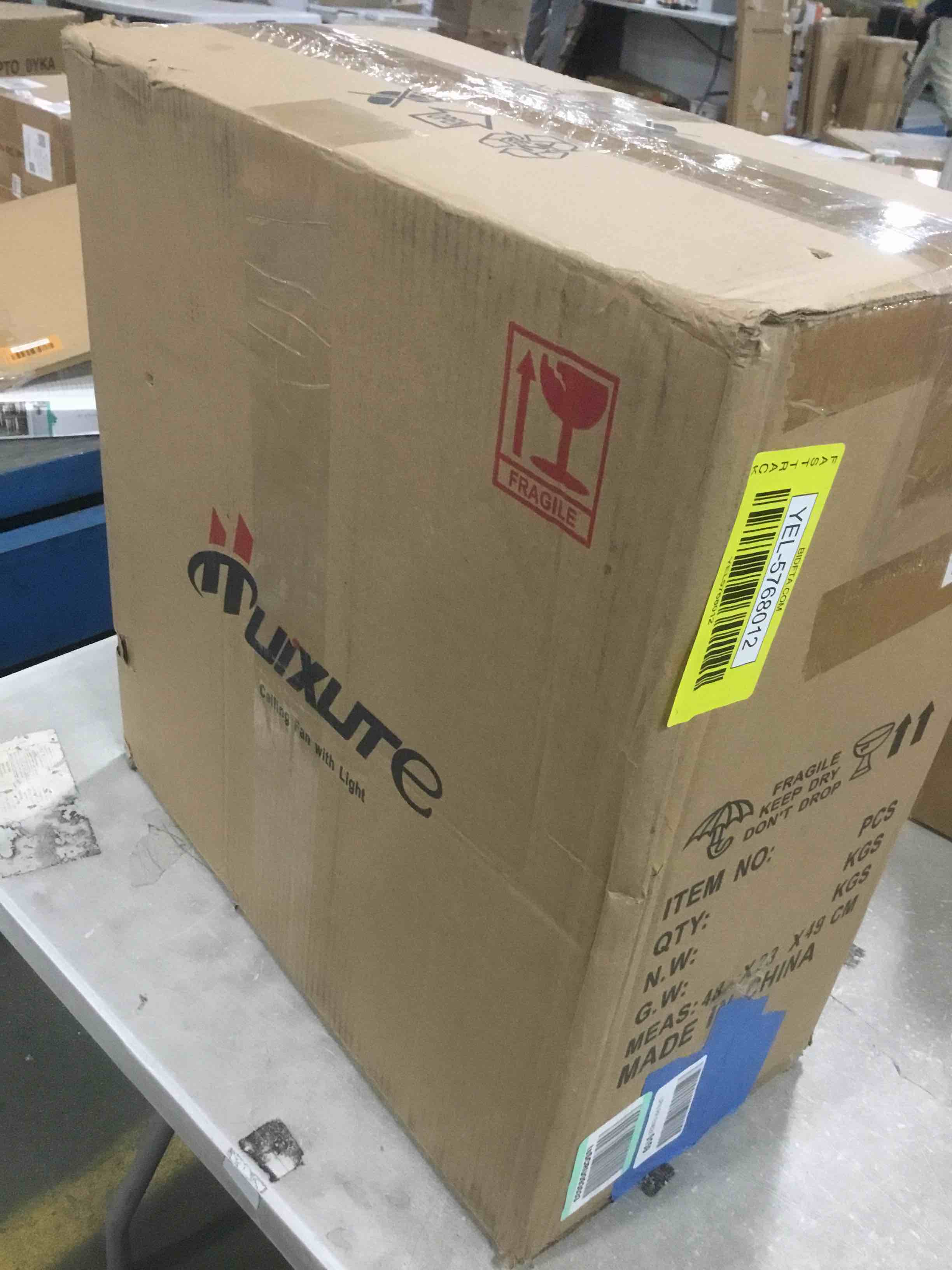 https://s3.amazonaws.com/lotting-images-prod/bidfta/YEL5768012_1706106338750.jpeg