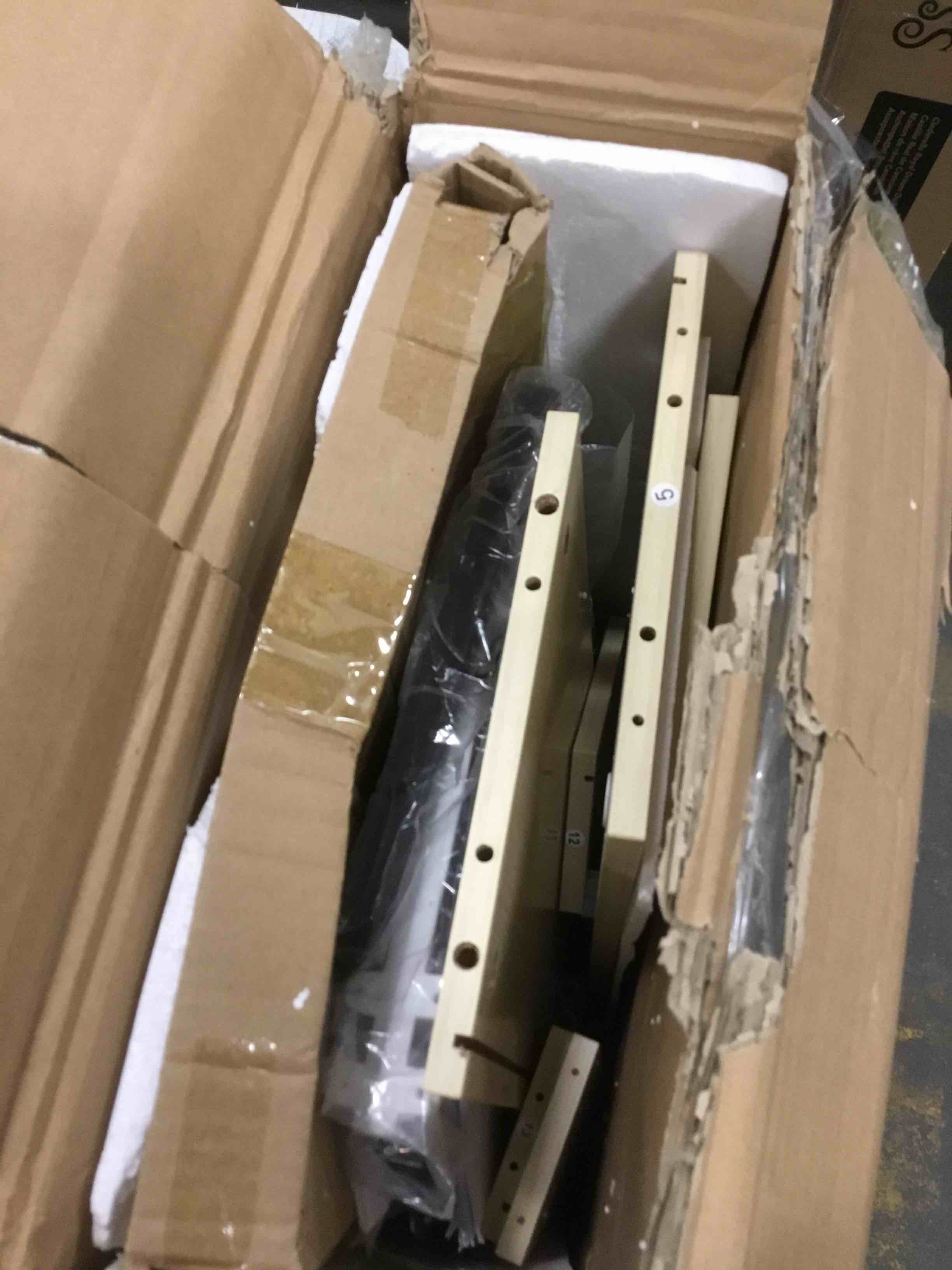 https://s3.amazonaws.com/lotting-images-prod/bidfta/YEL5768924_1706536932258.jpeg