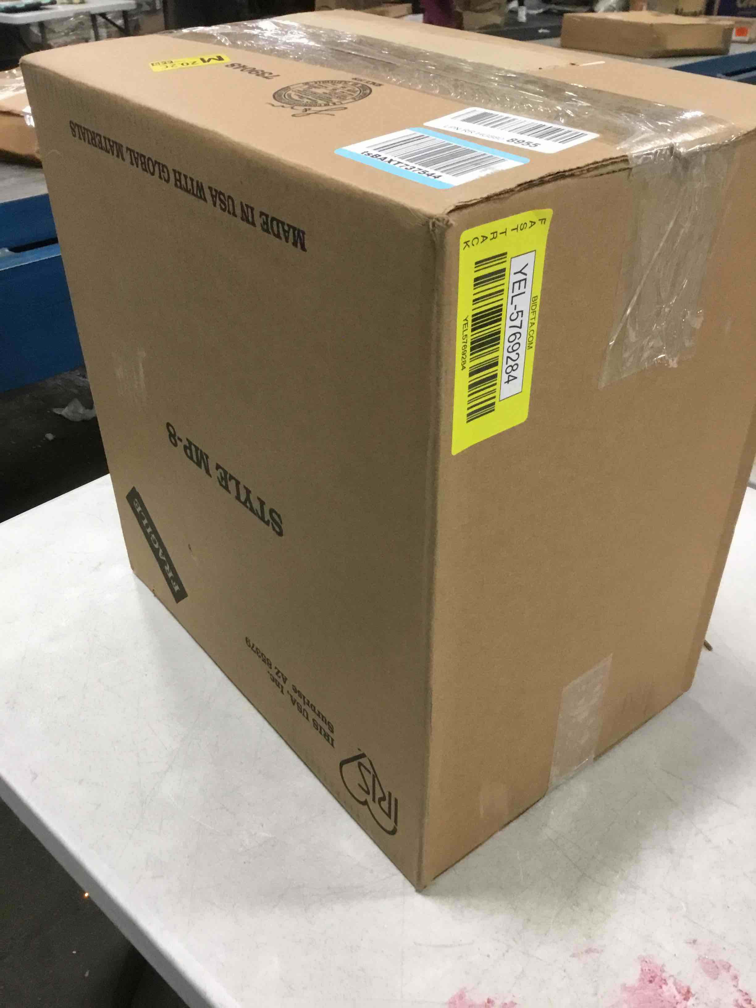 https://s3.amazonaws.com/lotting-images-prod/bidfta/YEL5769284_1706633567956.jpeg