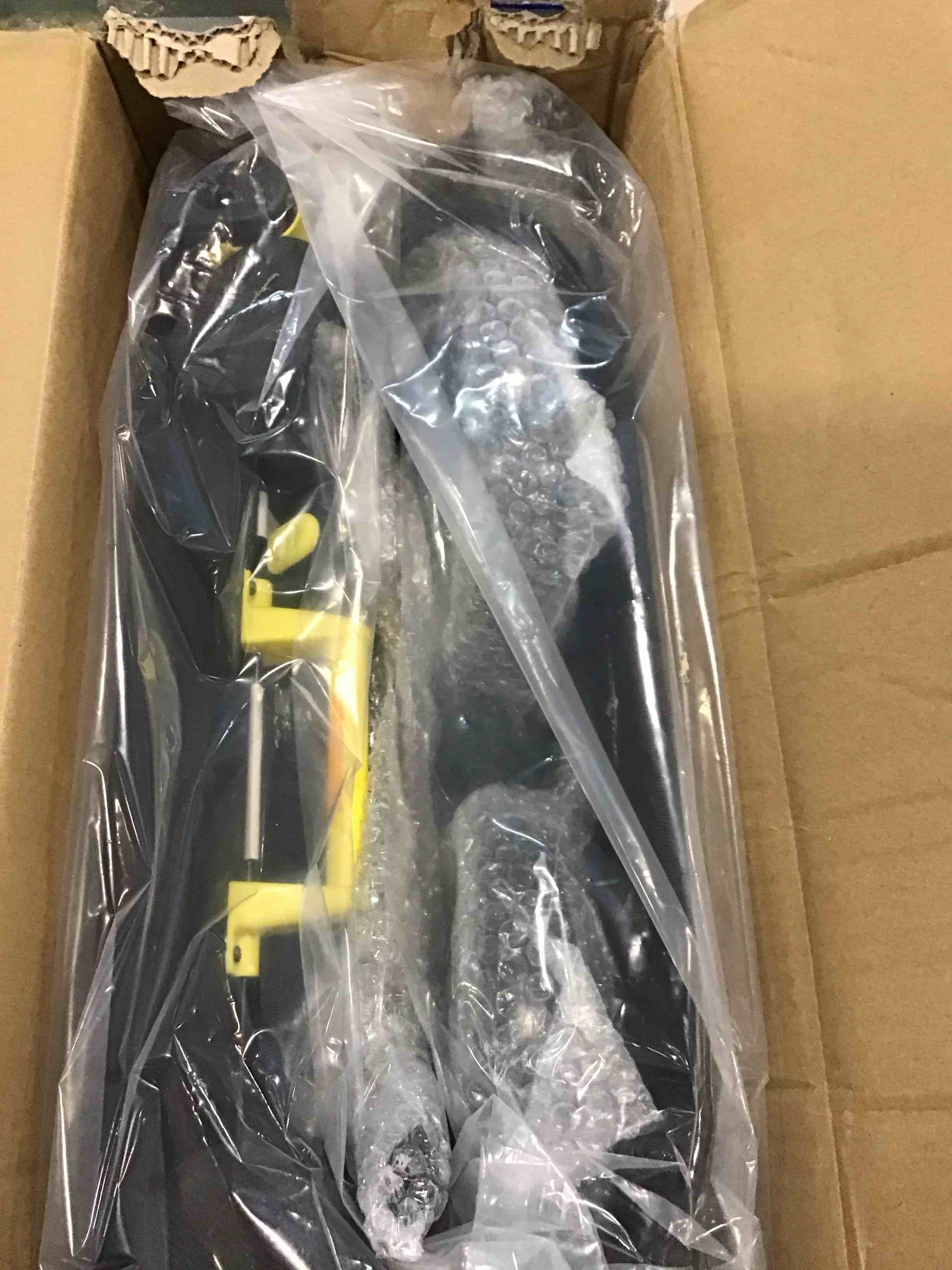 https://s3.amazonaws.com/lotting-images-prod/bidfta/YEL5770393_1706621304509.jpeg