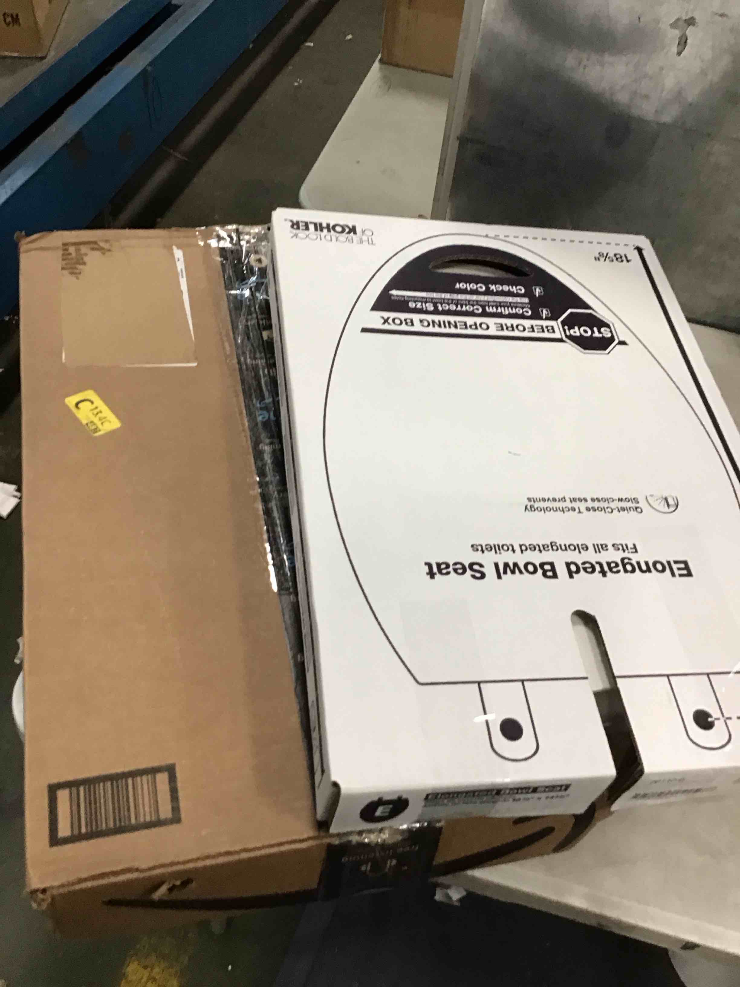 https://s3.amazonaws.com/lotting-images-prod/bidfta/YEL5770865_1706729385667.jpeg