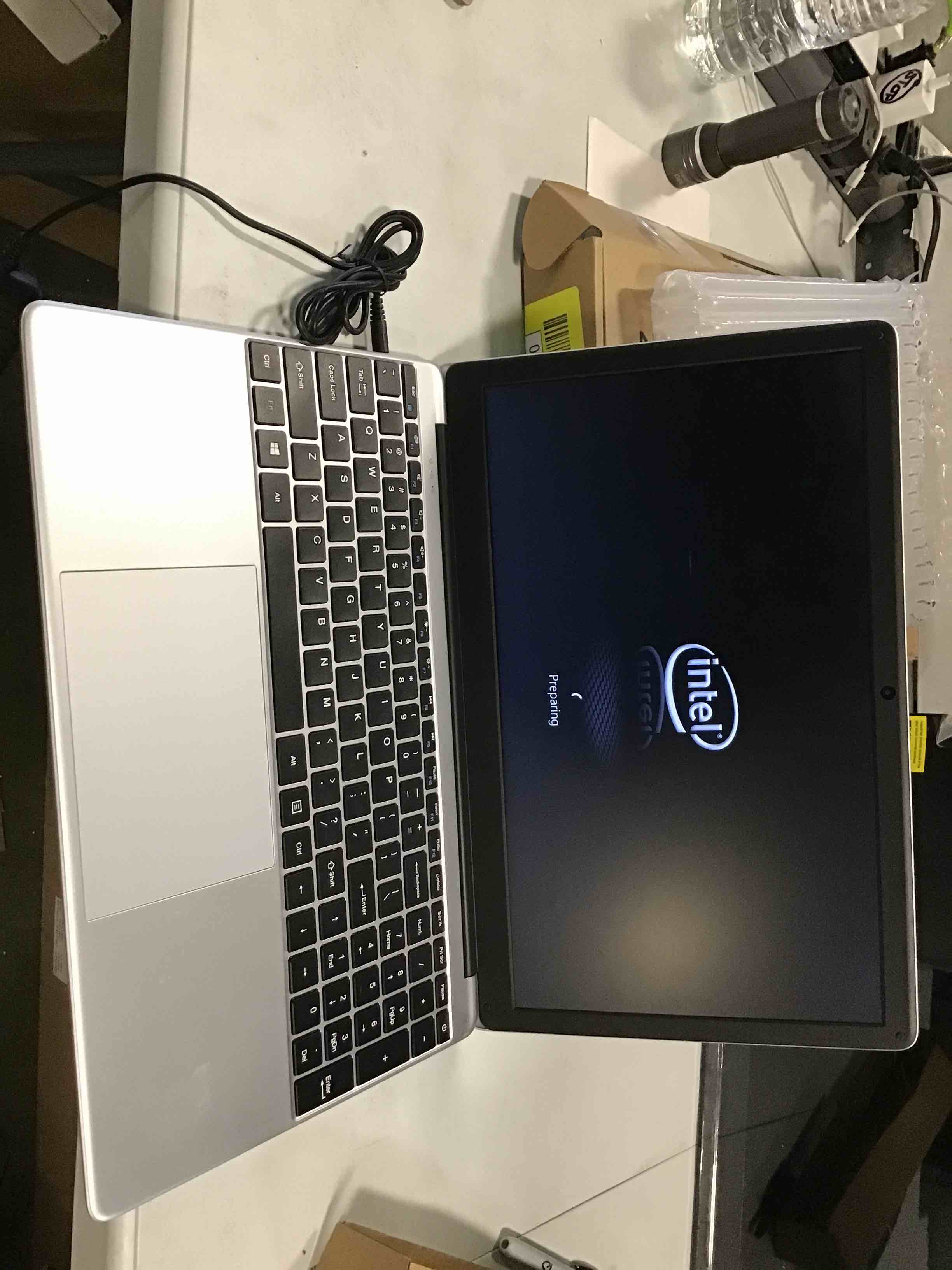 https://s3.amazonaws.com/lotting-images-prod/bidfta/YEL5771310_1707924098193.jpeg