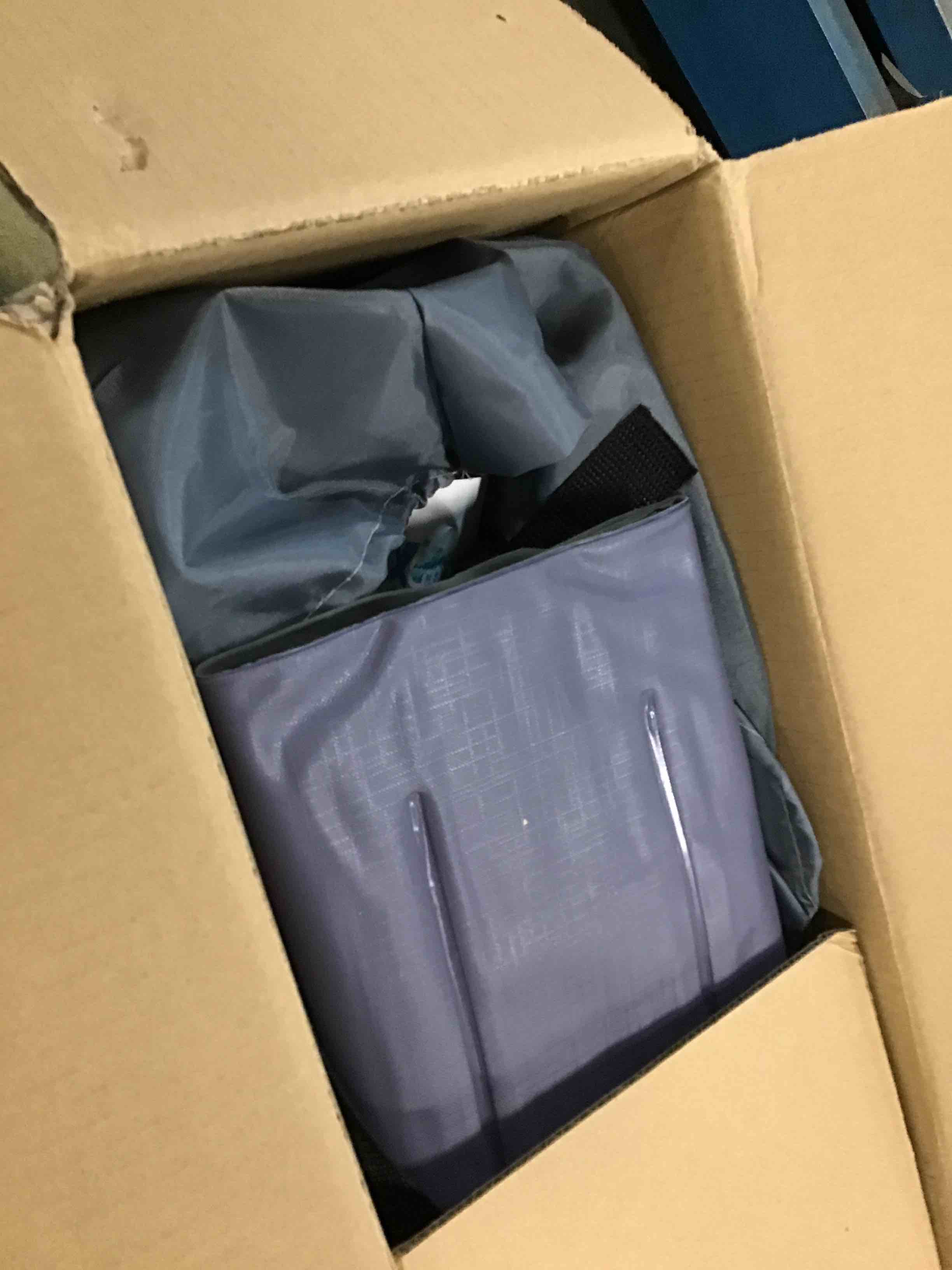 https://s3.amazonaws.com/lotting-images-prod/bidfta/YEL5771329_1706362821478.jpeg