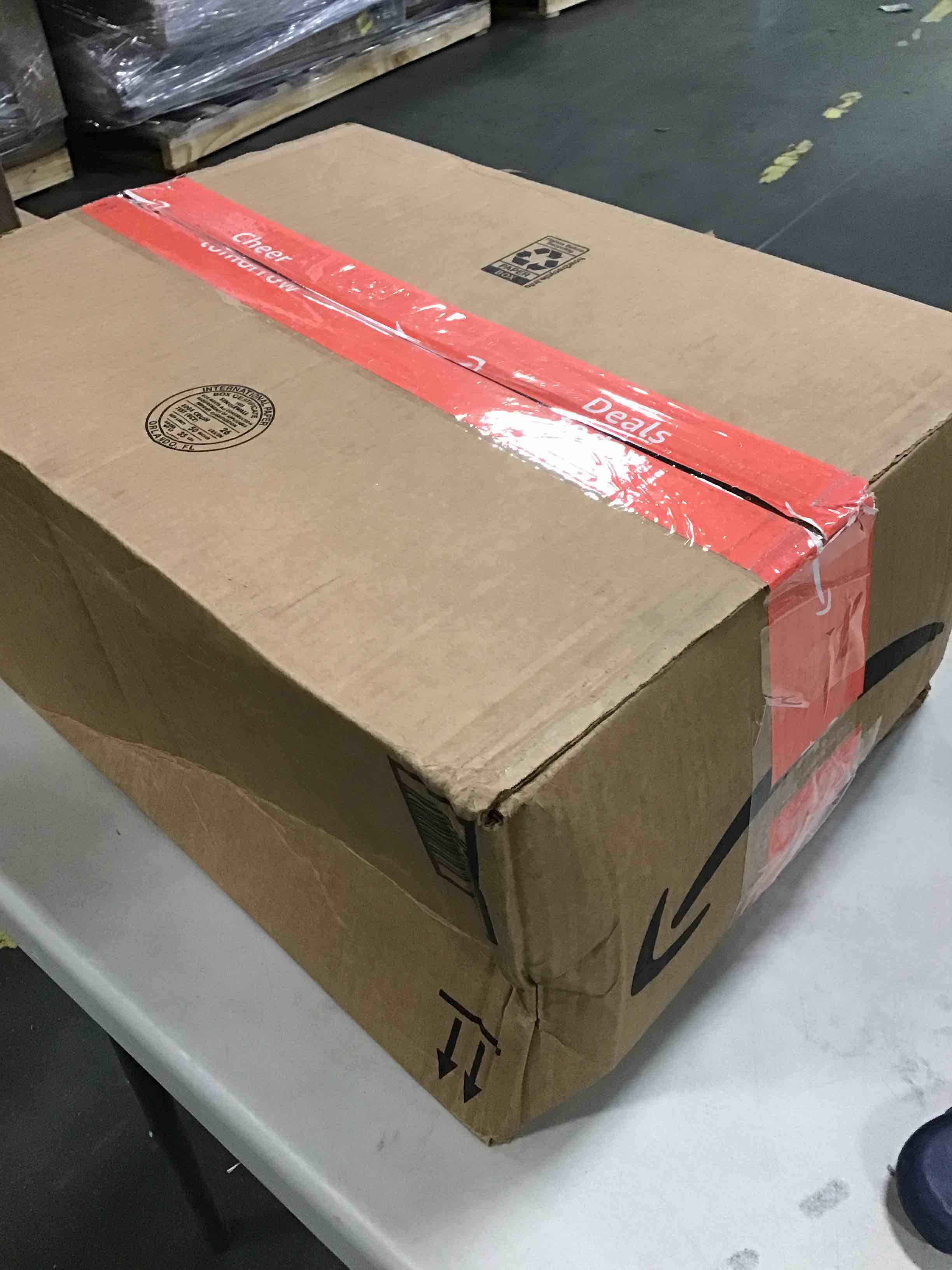 https://s3.amazonaws.com/lotting-images-prod/bidfta/YEL5771683_1706629730663.jpeg