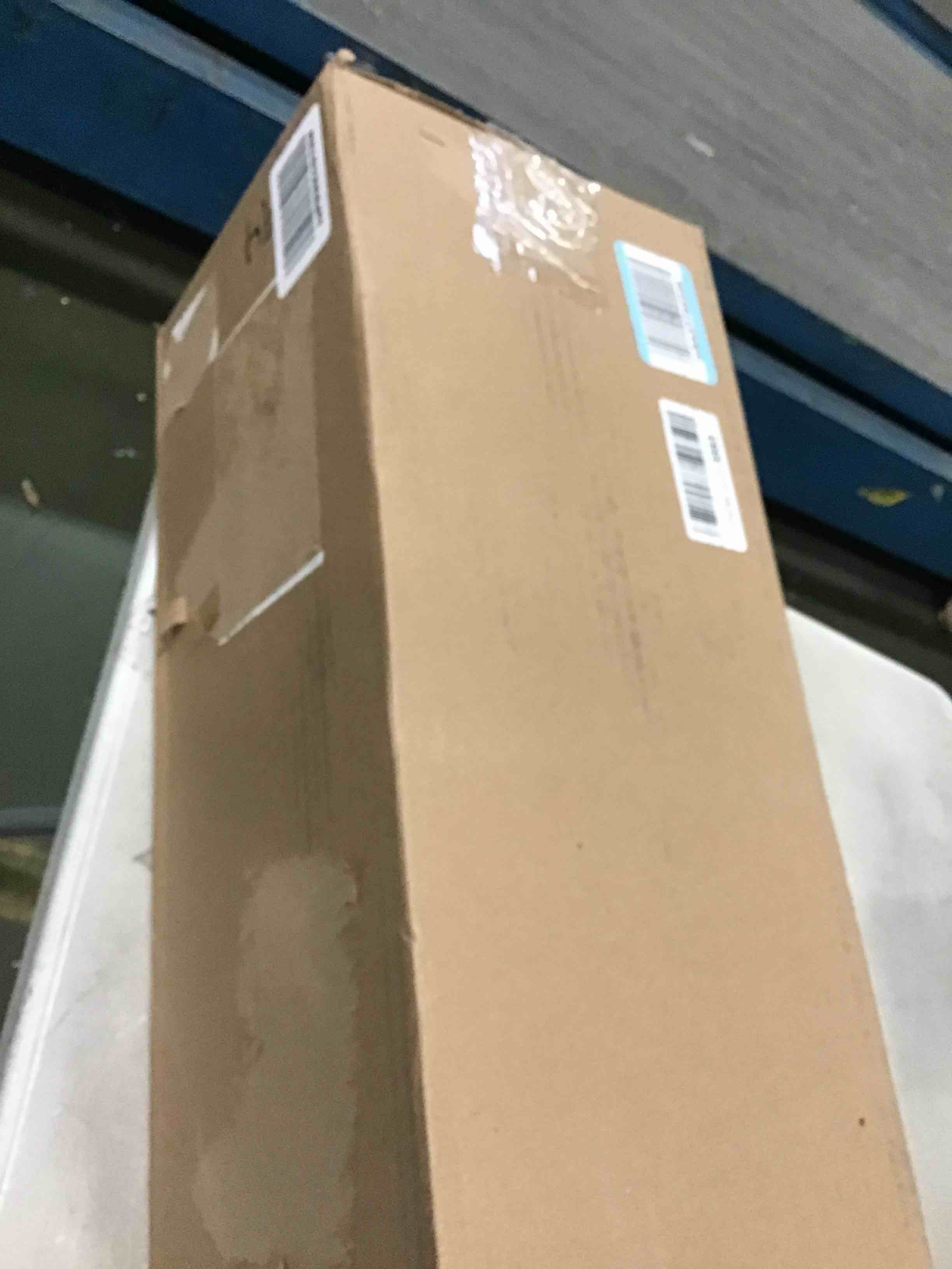 https://s3.amazonaws.com/lotting-images-prod/bidfta/YEL5774052_1706554229607.jpeg