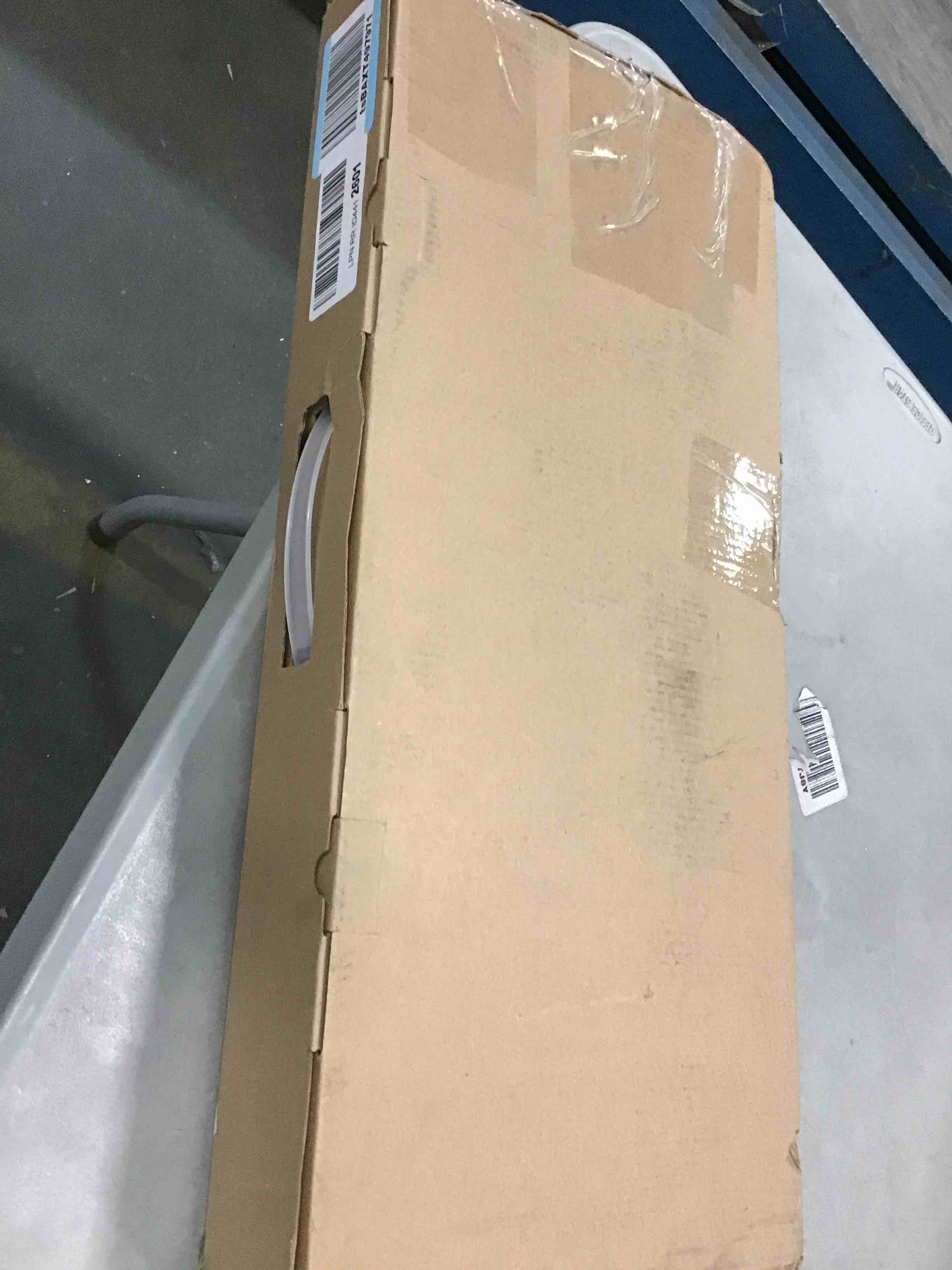 https://s3.amazonaws.com/lotting-images-prod/bidfta/YEL5774272_1706621130158.jpeg