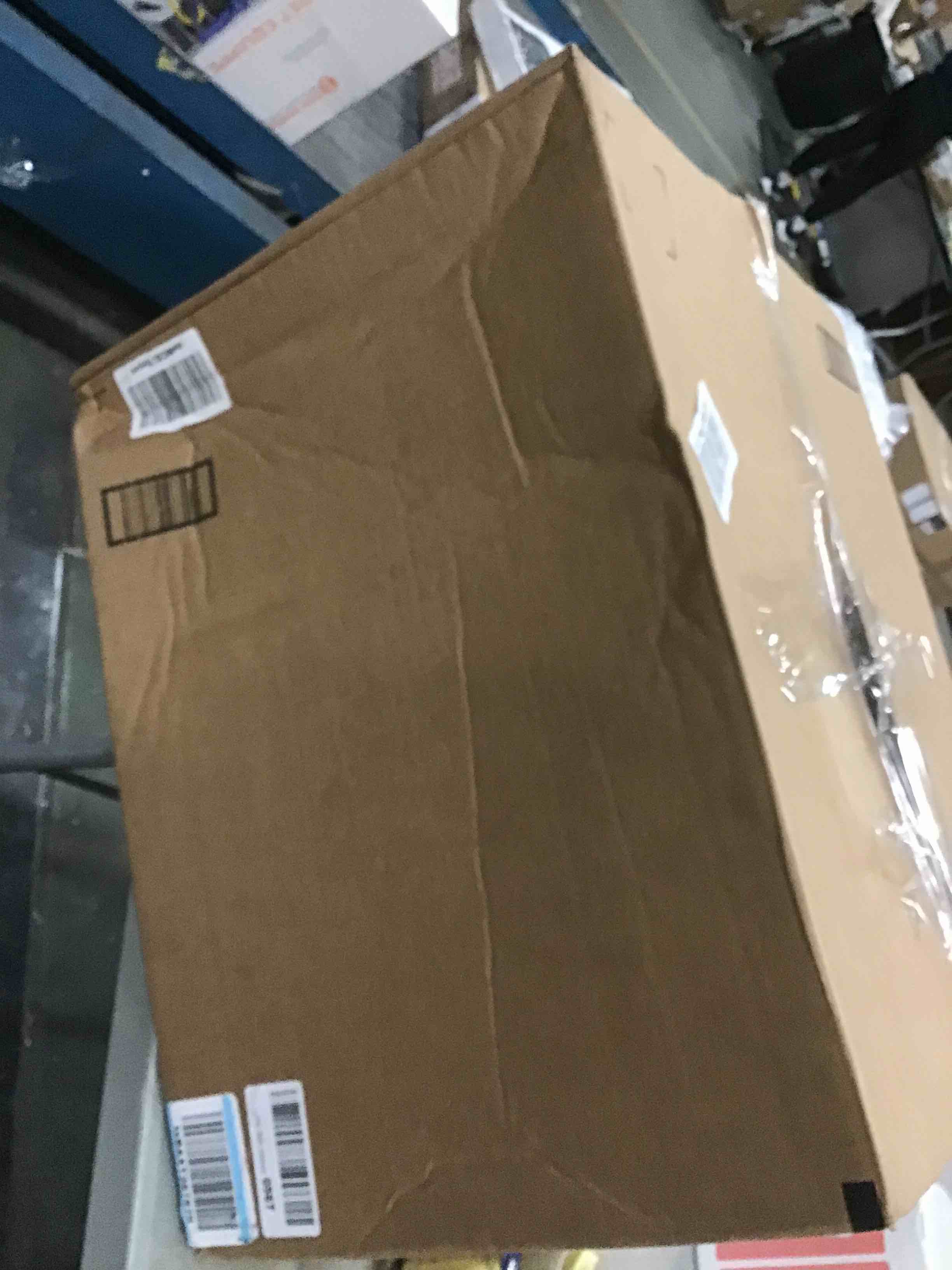 https://s3.amazonaws.com/lotting-images-prod/bidfta/YEL5774307_1706622836639.jpeg