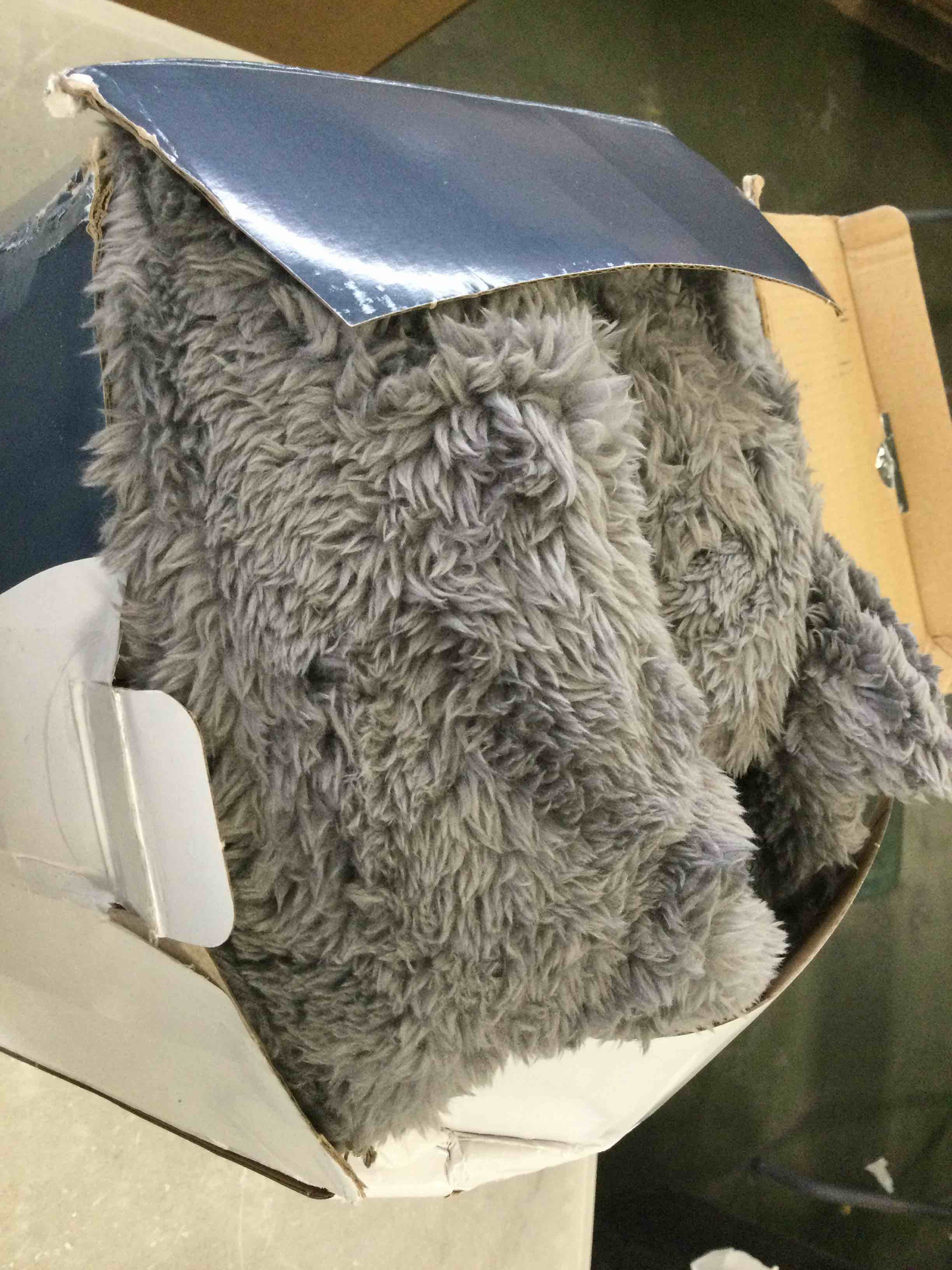 https://s3.amazonaws.com/lotting-images-prod/bidfta/YEL5775762_1707409100900.jpeg