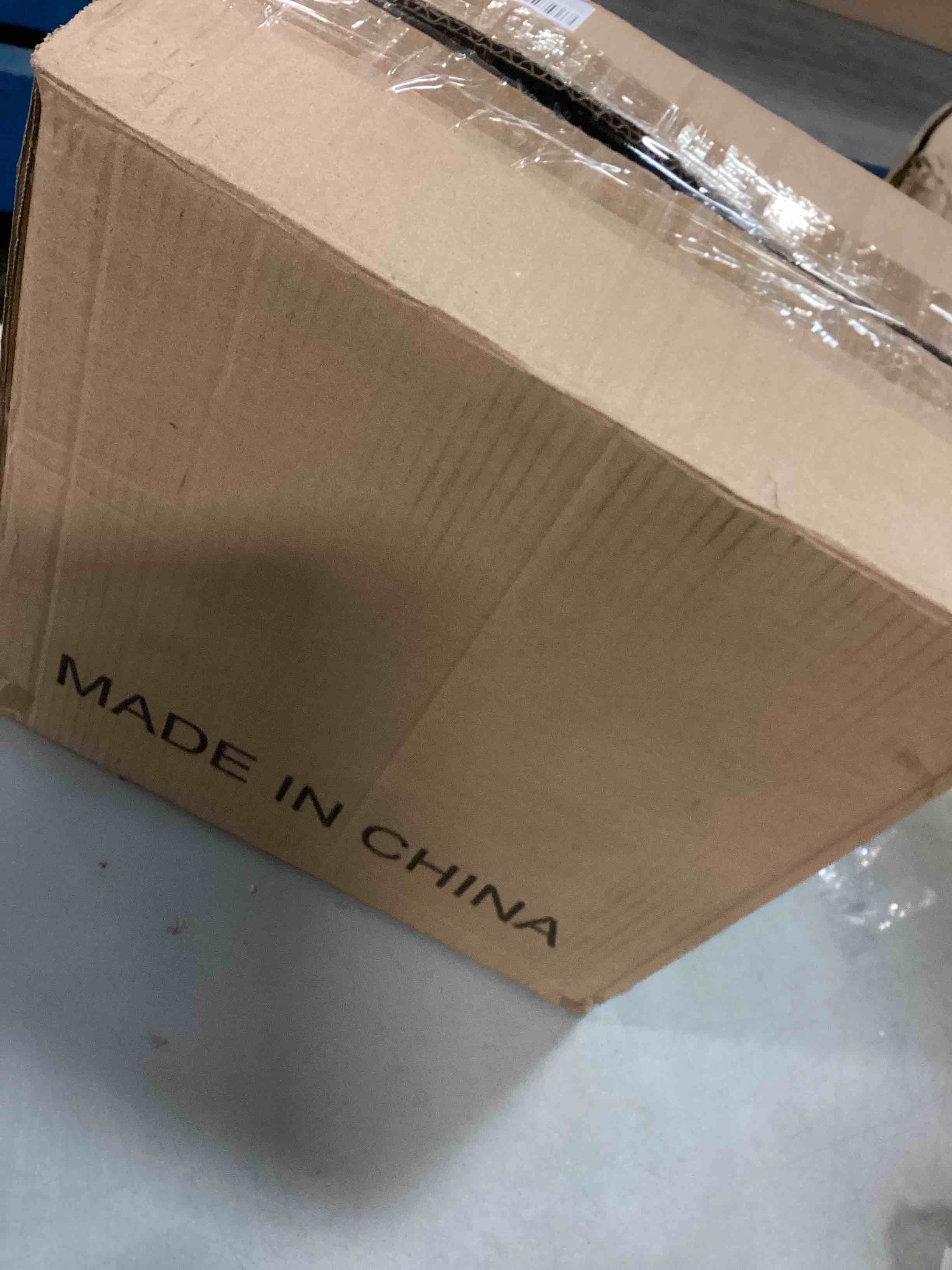 https://s3.amazonaws.com/lotting-images-prod/bidfta/YEL5776320_1708186146726.jpeg