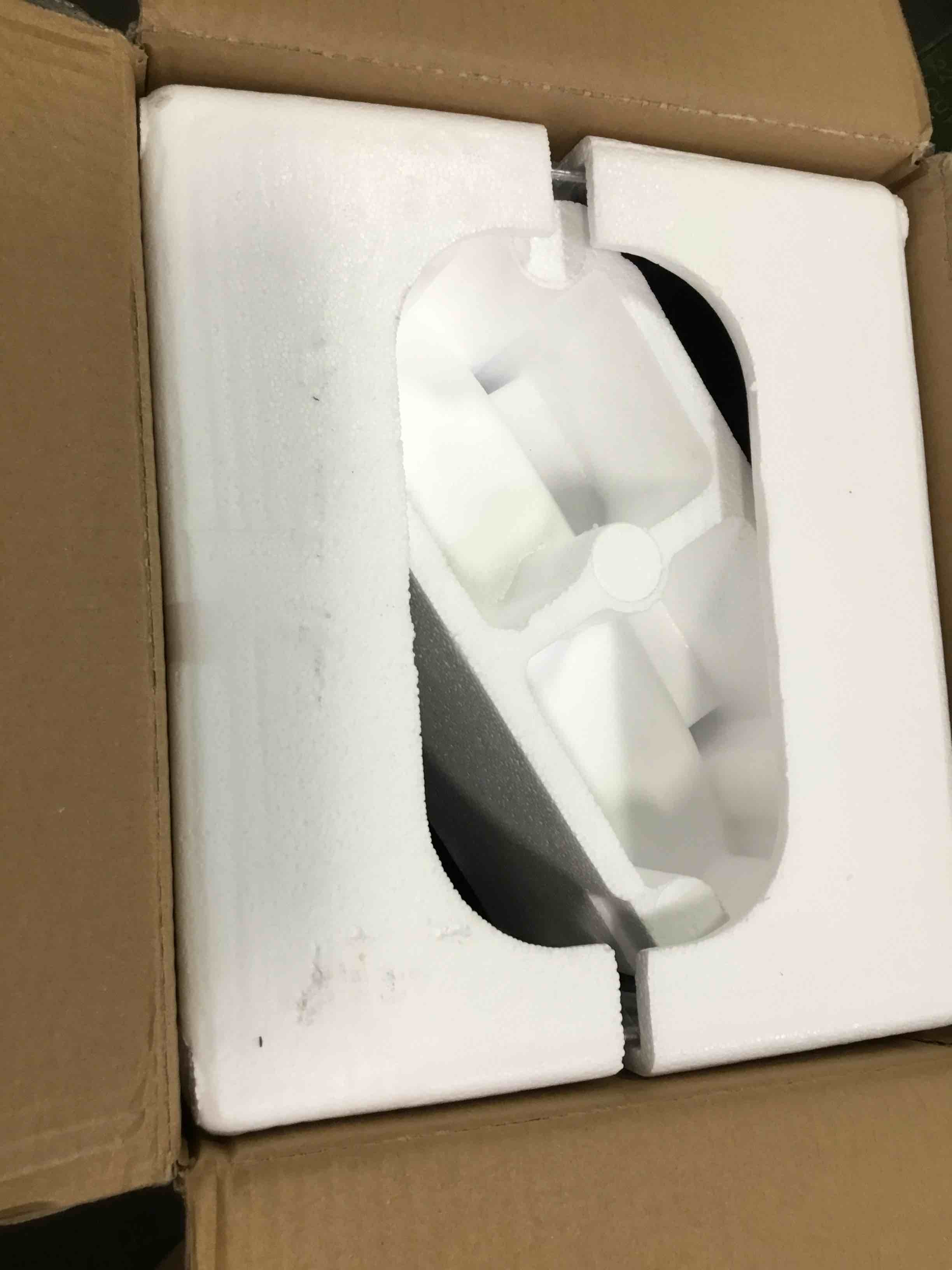https://s3.amazonaws.com/lotting-images-prod/bidfta/YEL5776905_1708955605997.jpeg