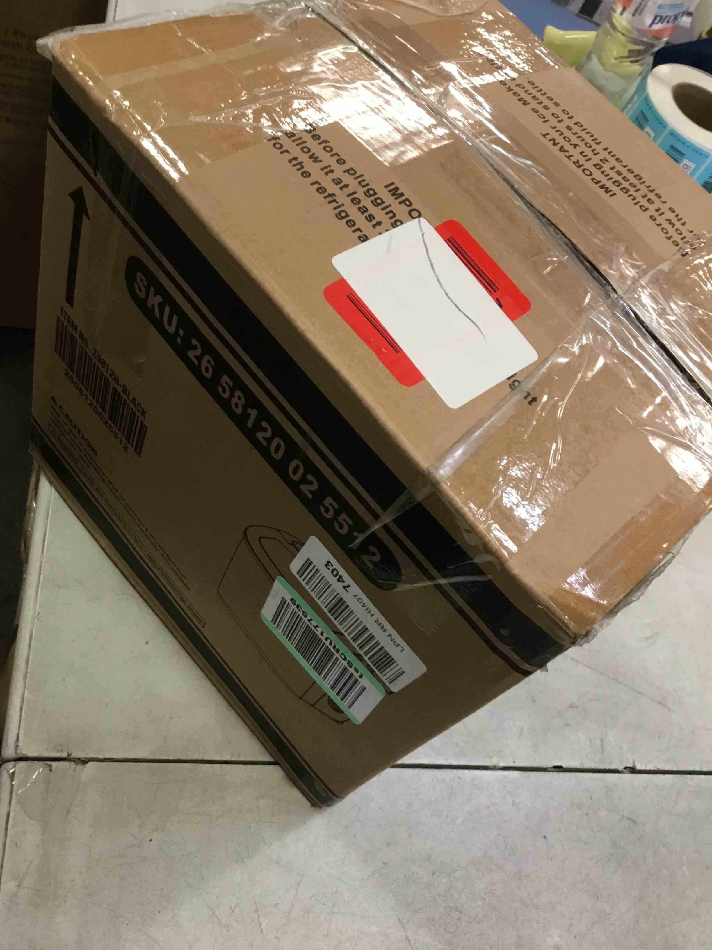 https://s3.amazonaws.com/lotting-images-prod/bidfta/YEL5776919_1708957936533.jpeg