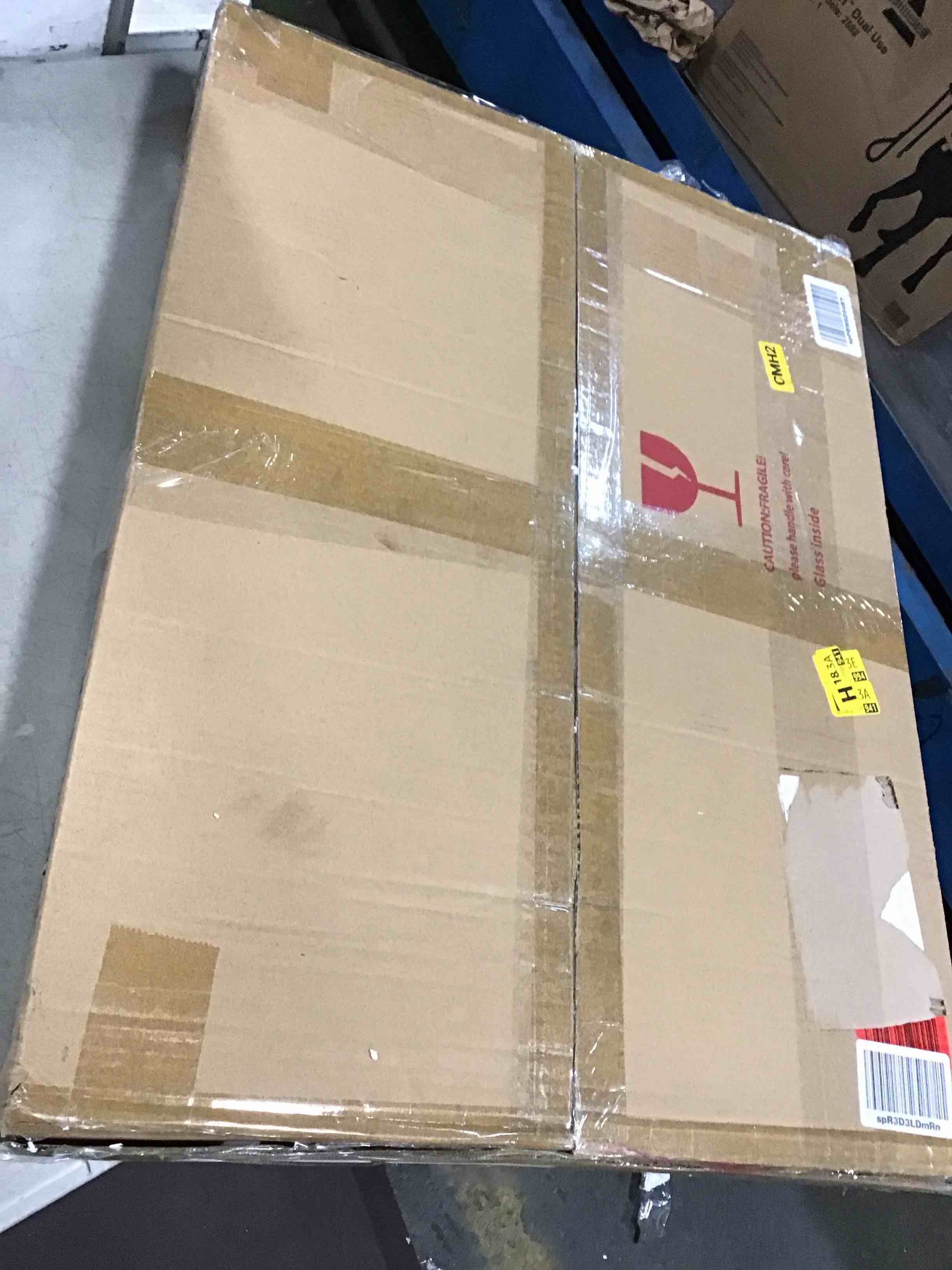 https://s3.amazonaws.com/lotting-images-prod/bidfta/YEL5777340_1706298587078.jpeg