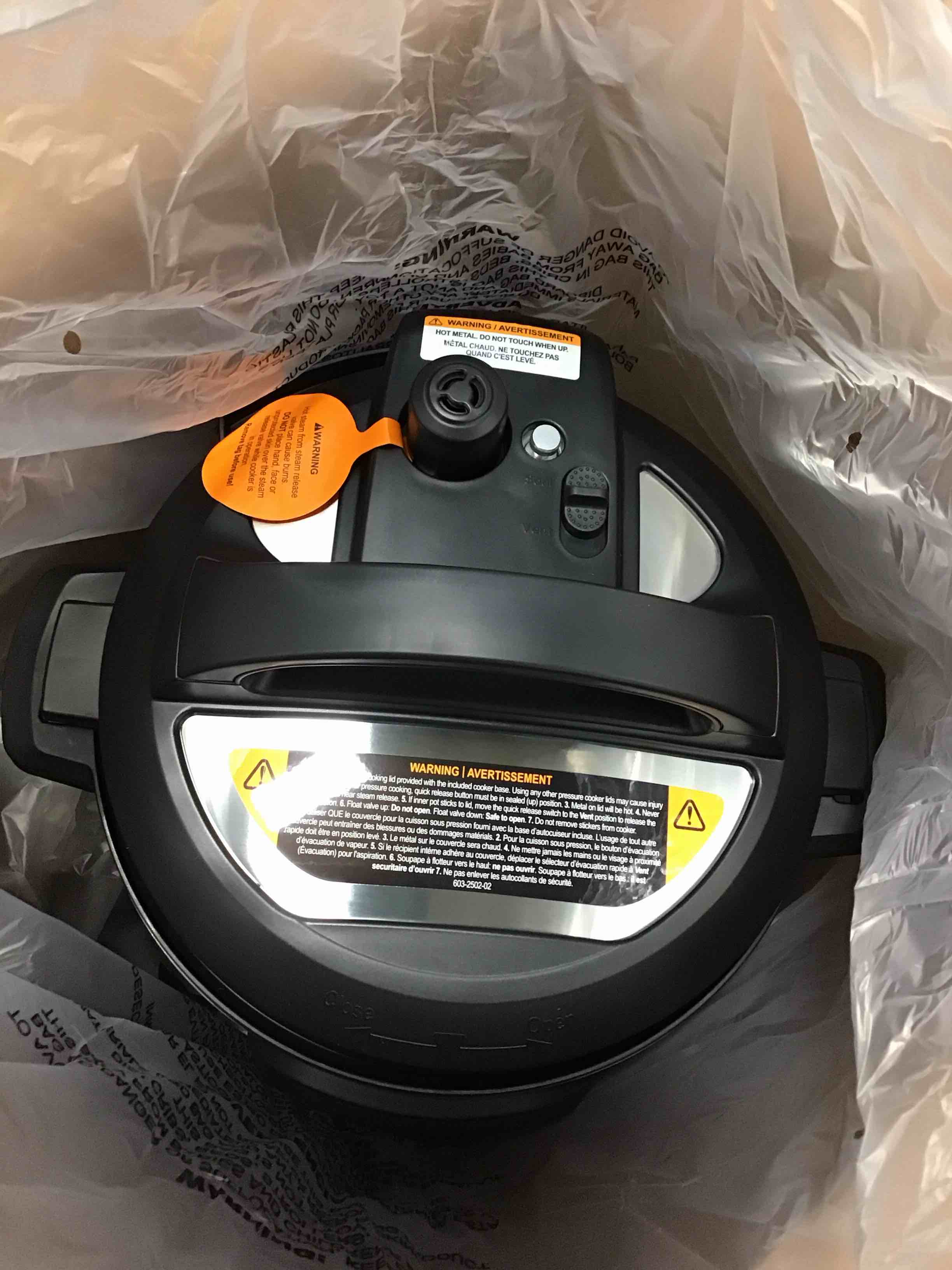 https://s3.amazonaws.com/lotting-images-prod/bidfta/YEL5778312_1706705785087.jpeg
