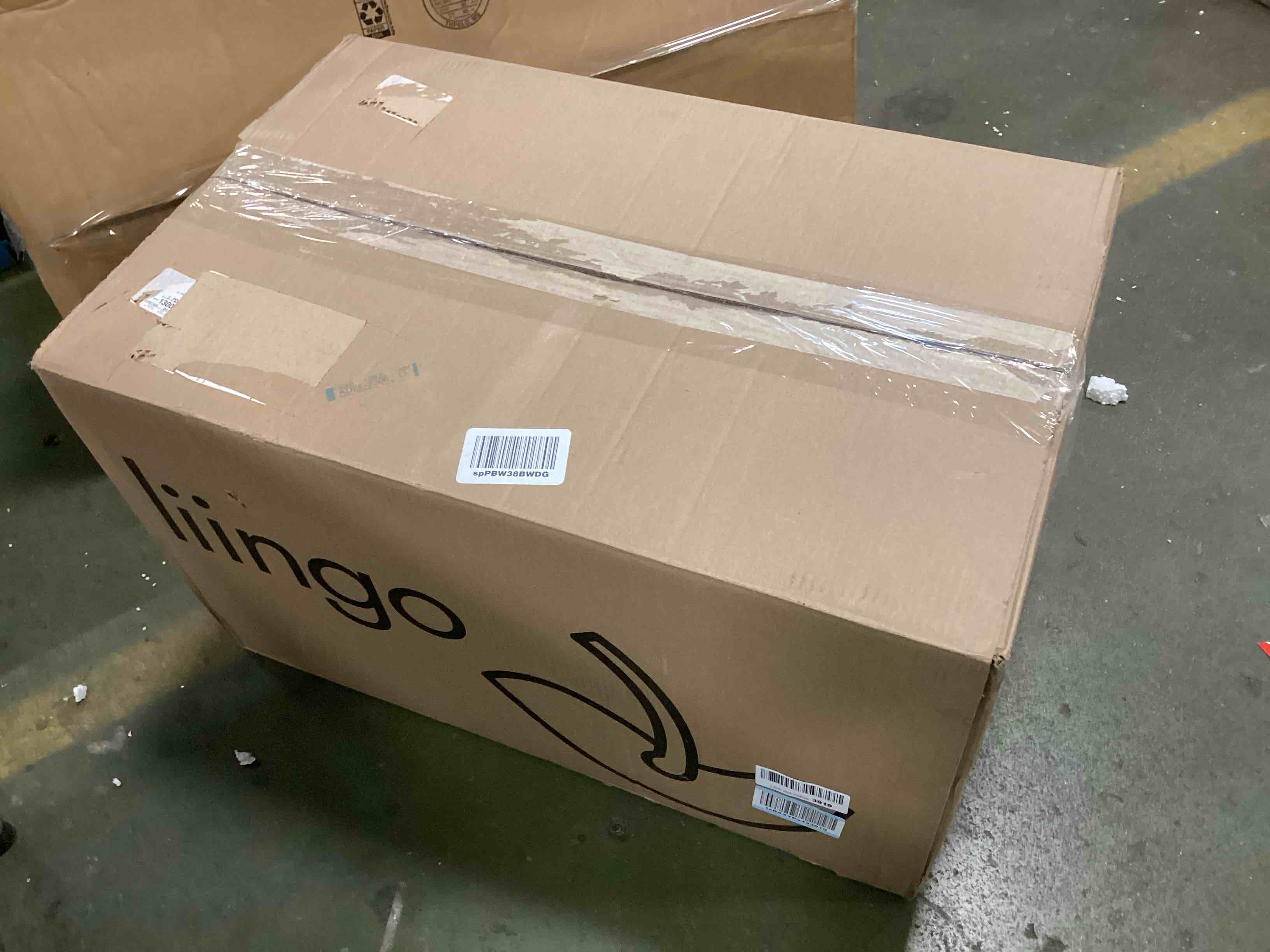 https://s3.amazonaws.com/lotting-images-prod/bidfta/YEL5778601_1706114294782.jpeg