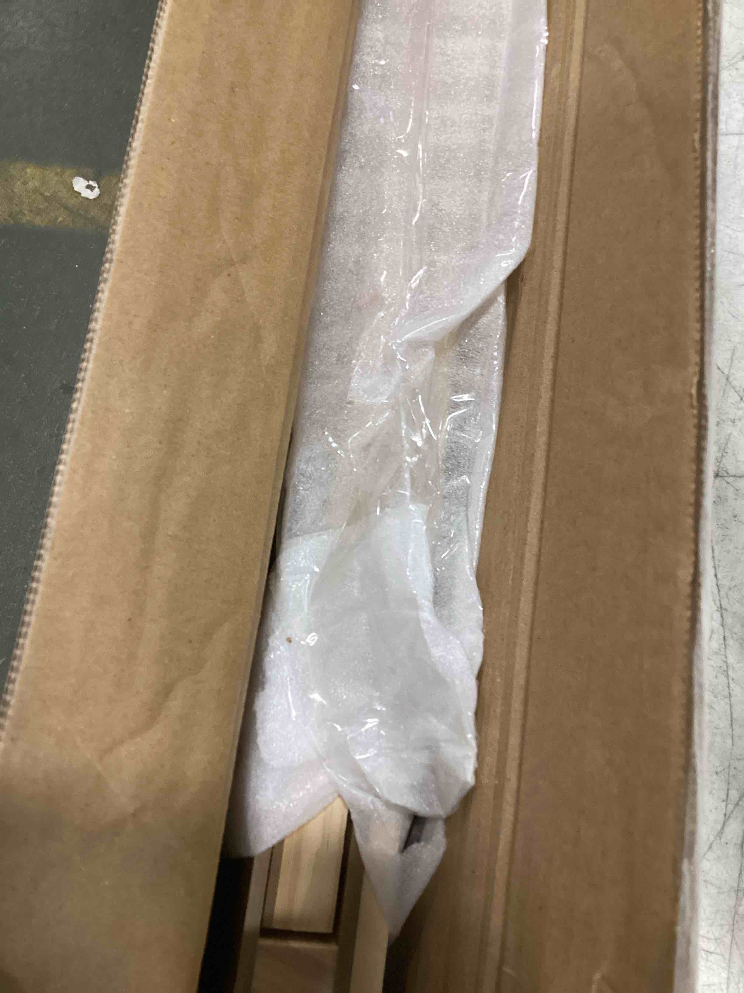 https://s3.amazonaws.com/lotting-images-prod/bidfta/YEL5779329_1706533831159.jpeg