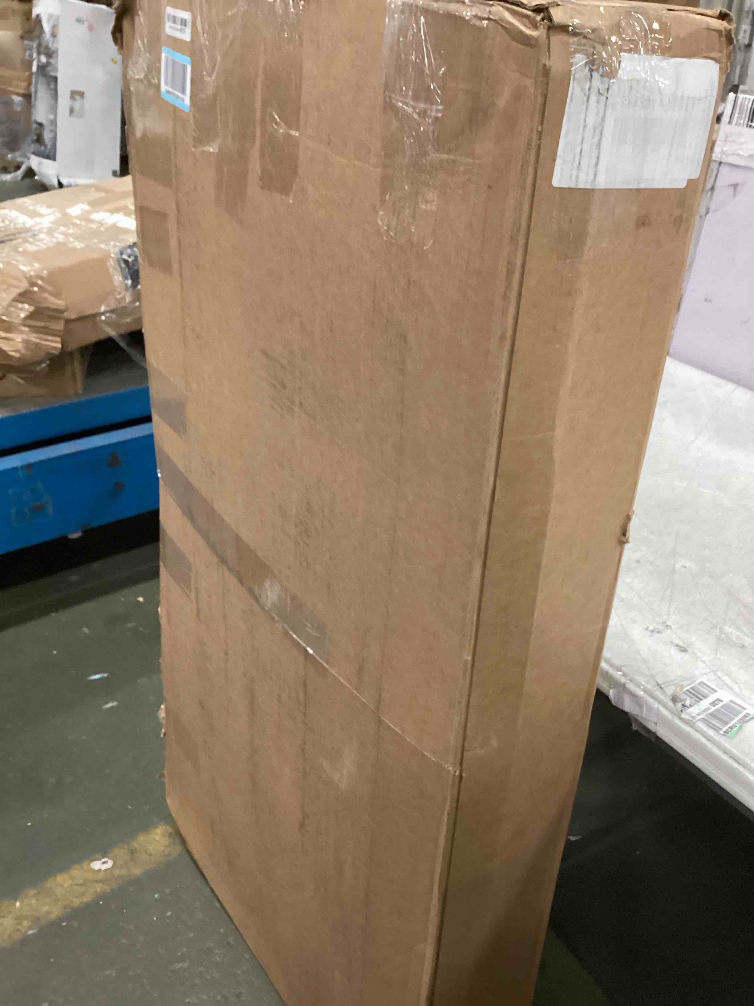 https://s3.amazonaws.com/lotting-images-prod/bidfta/YEL5779342_1706535410190.jpeg