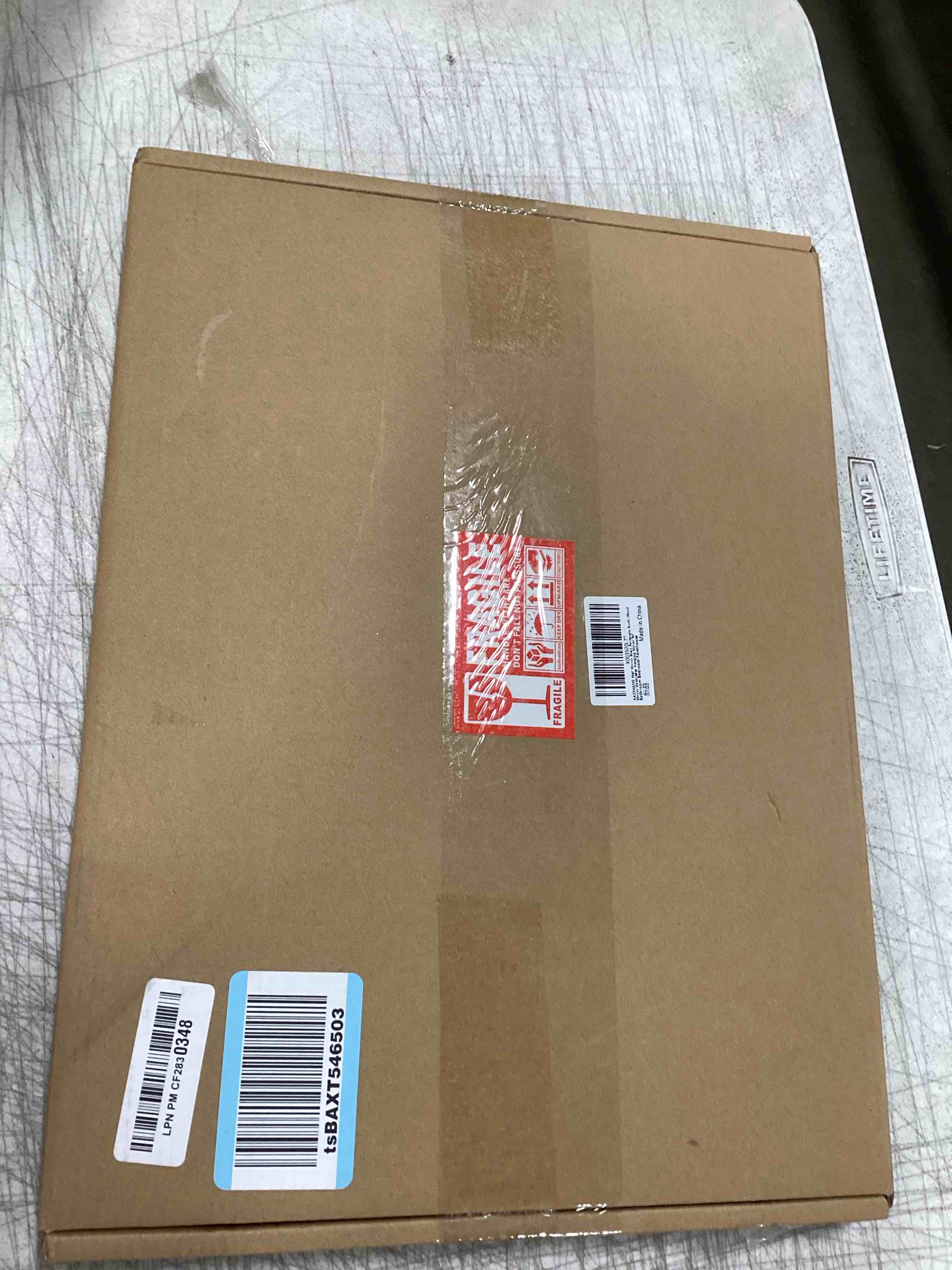 https://s3.amazonaws.com/lotting-images-prod/bidfta/YEL5779929_1706648801147.jpeg