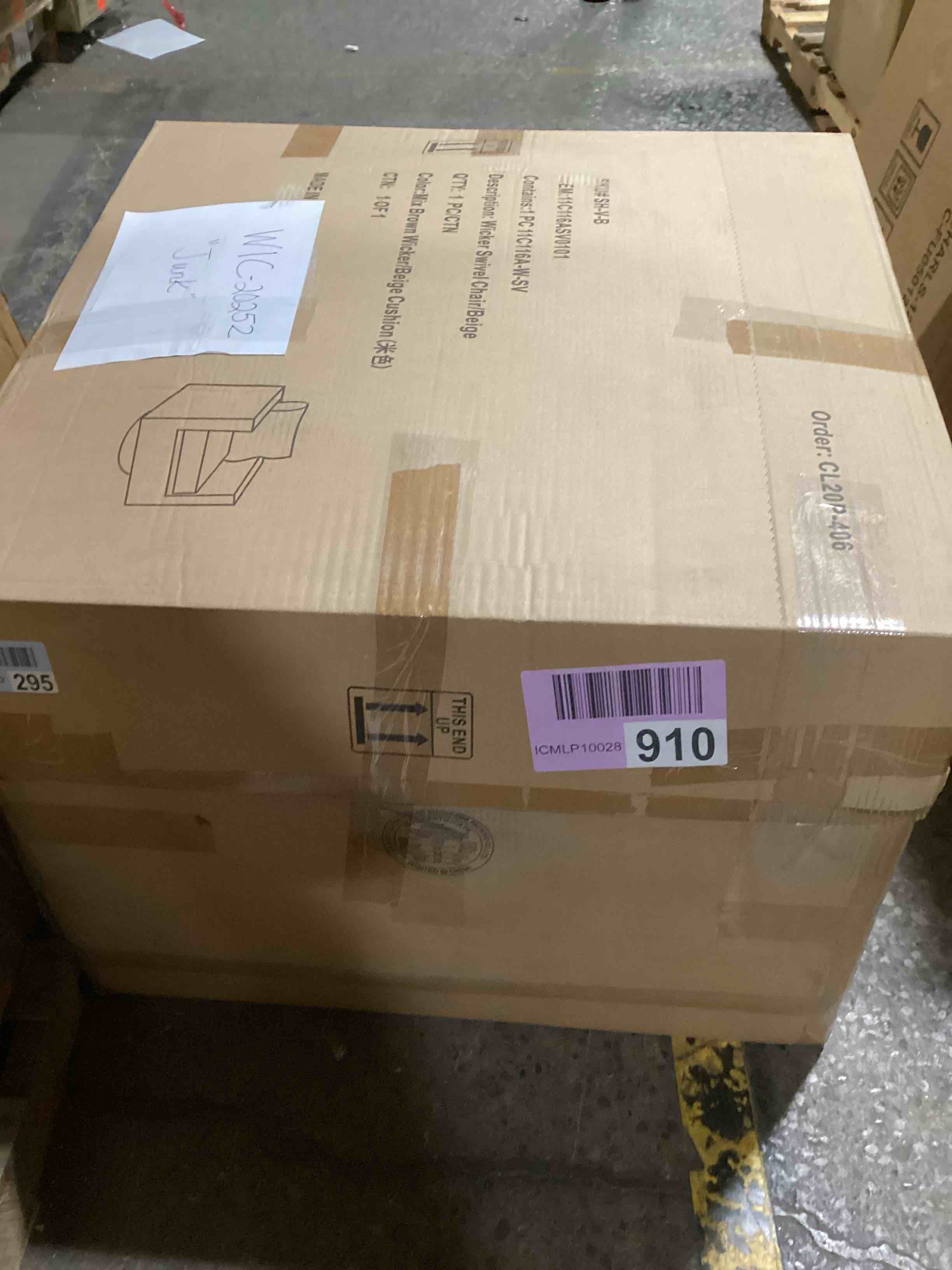 https://s3.amazonaws.com/lotting-images-prod/bidfta/YEL5780697_1707745575226.jpeg