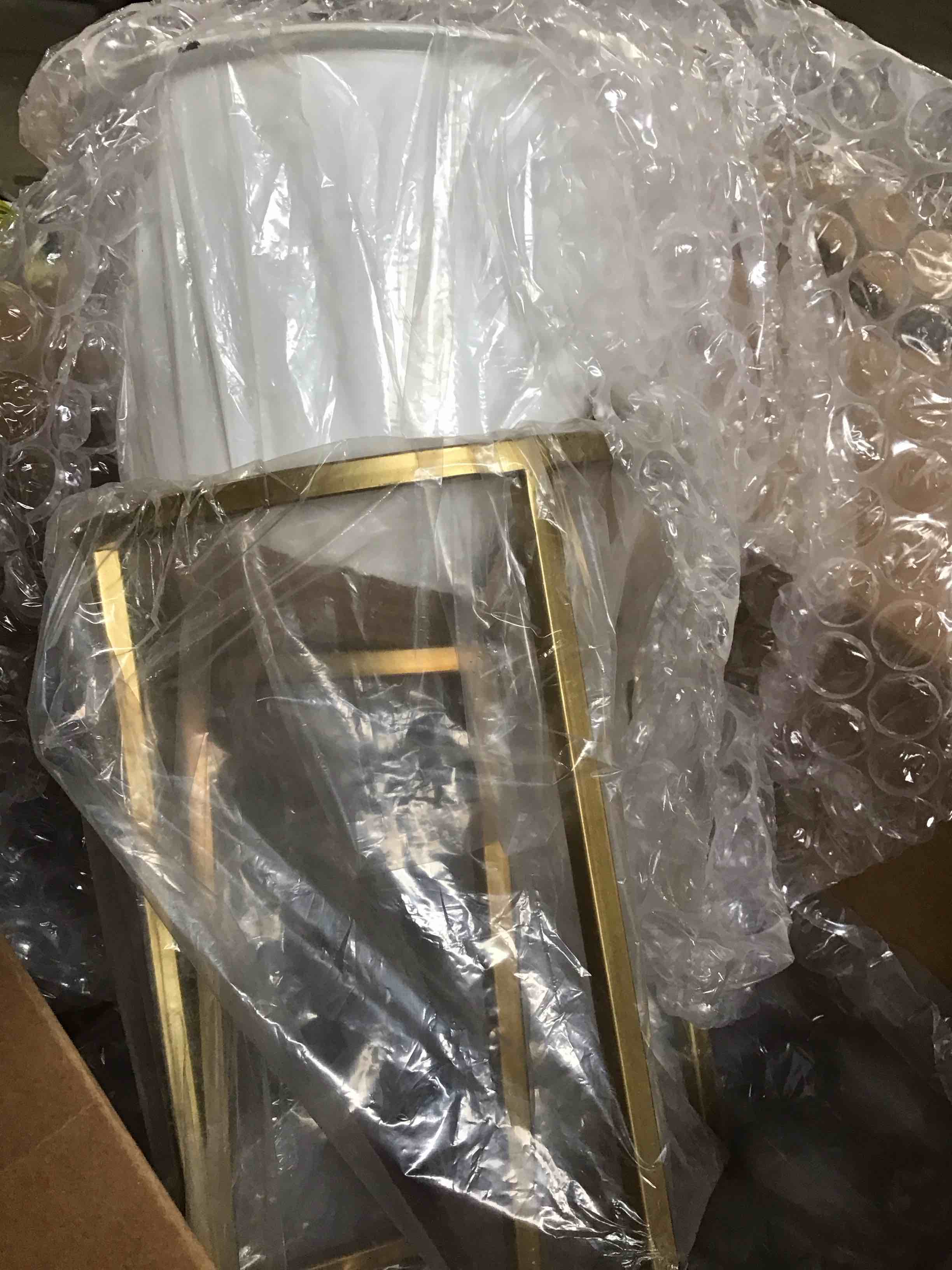 https://s3.amazonaws.com/lotting-images-prod/bidfta/YEL5783807_1709994641519.jpeg