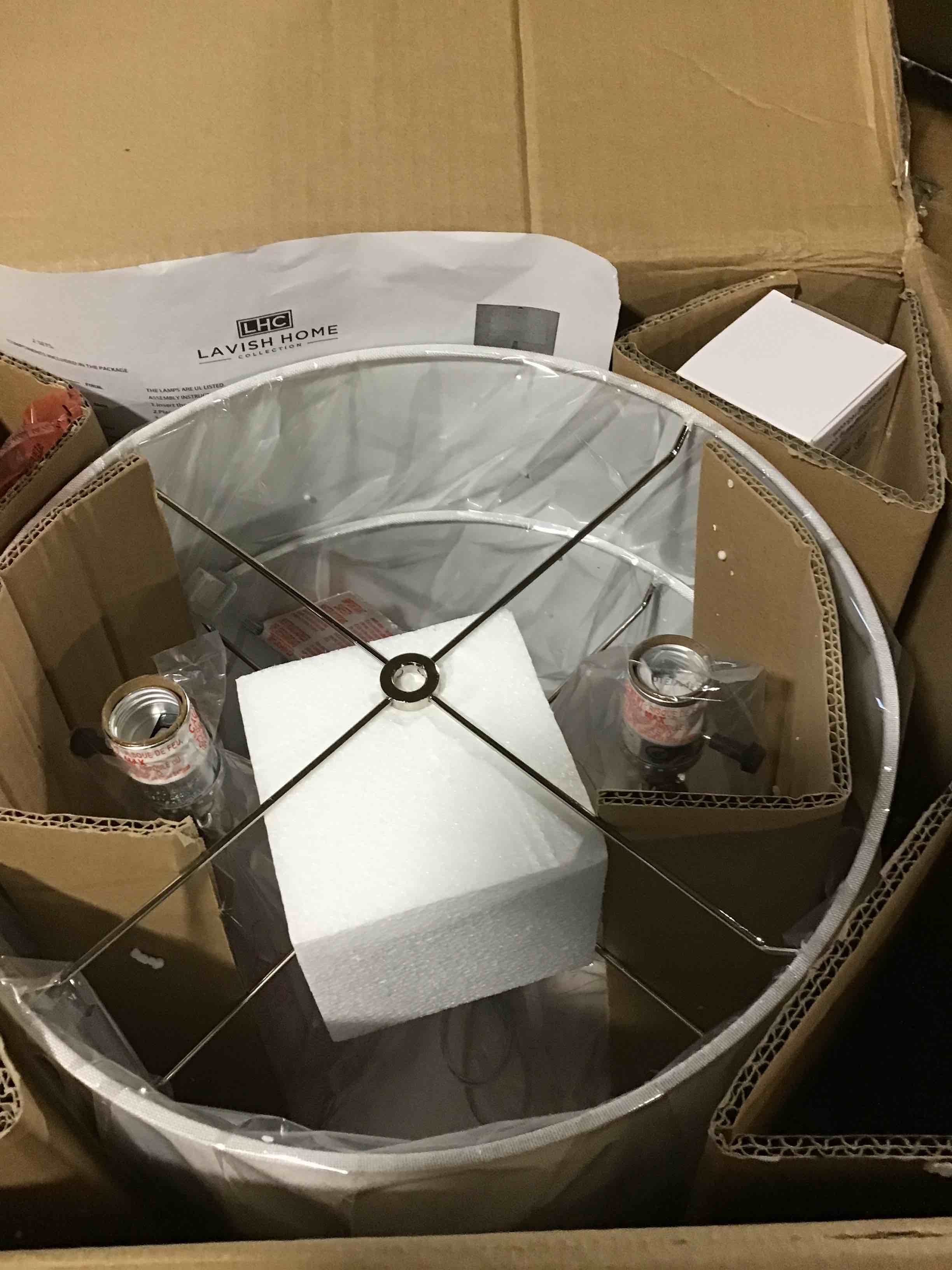 https://s3.amazonaws.com/lotting-images-prod/bidfta/YEL5784136_1710245409922.jpeg