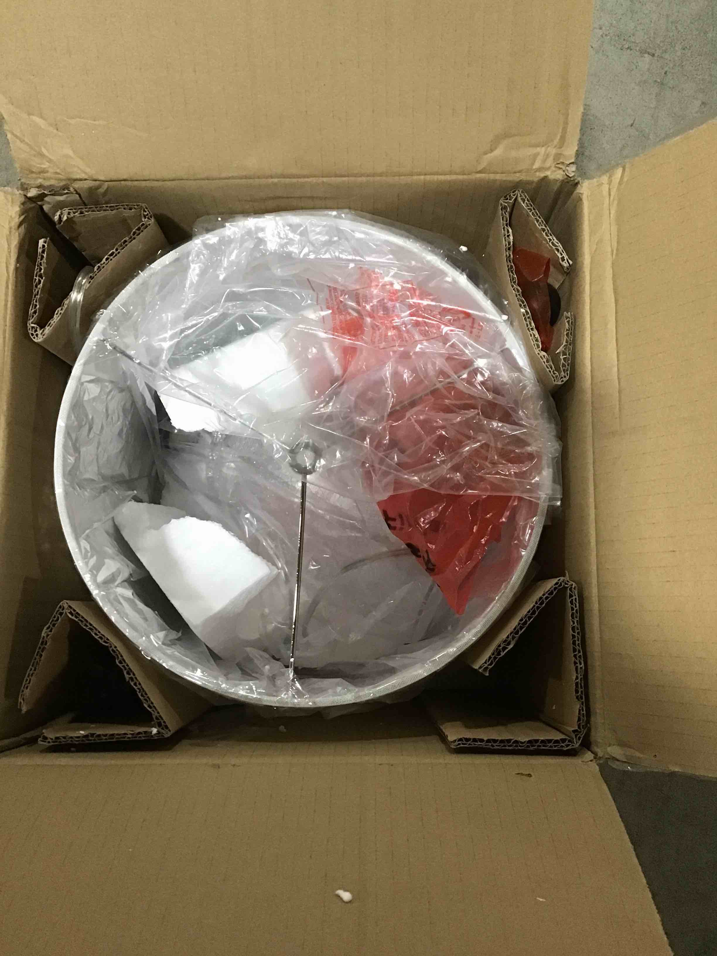https://s3.amazonaws.com/lotting-images-prod/bidfta/YEL5784250_1710347837449.jpeg