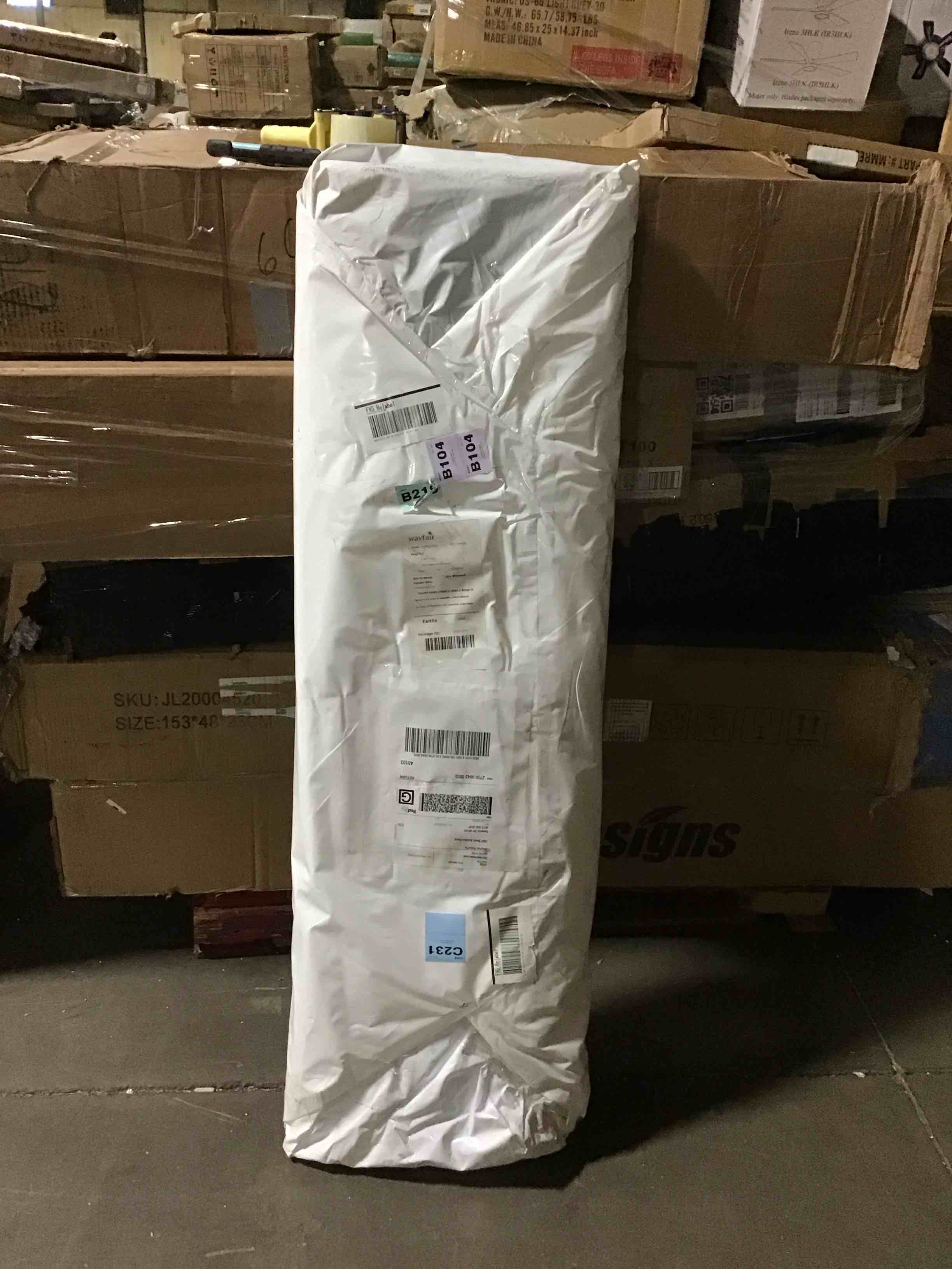 https://s3.amazonaws.com/lotting-images-prod/bidfta/YEL5787605_1709143935842.jpeg
