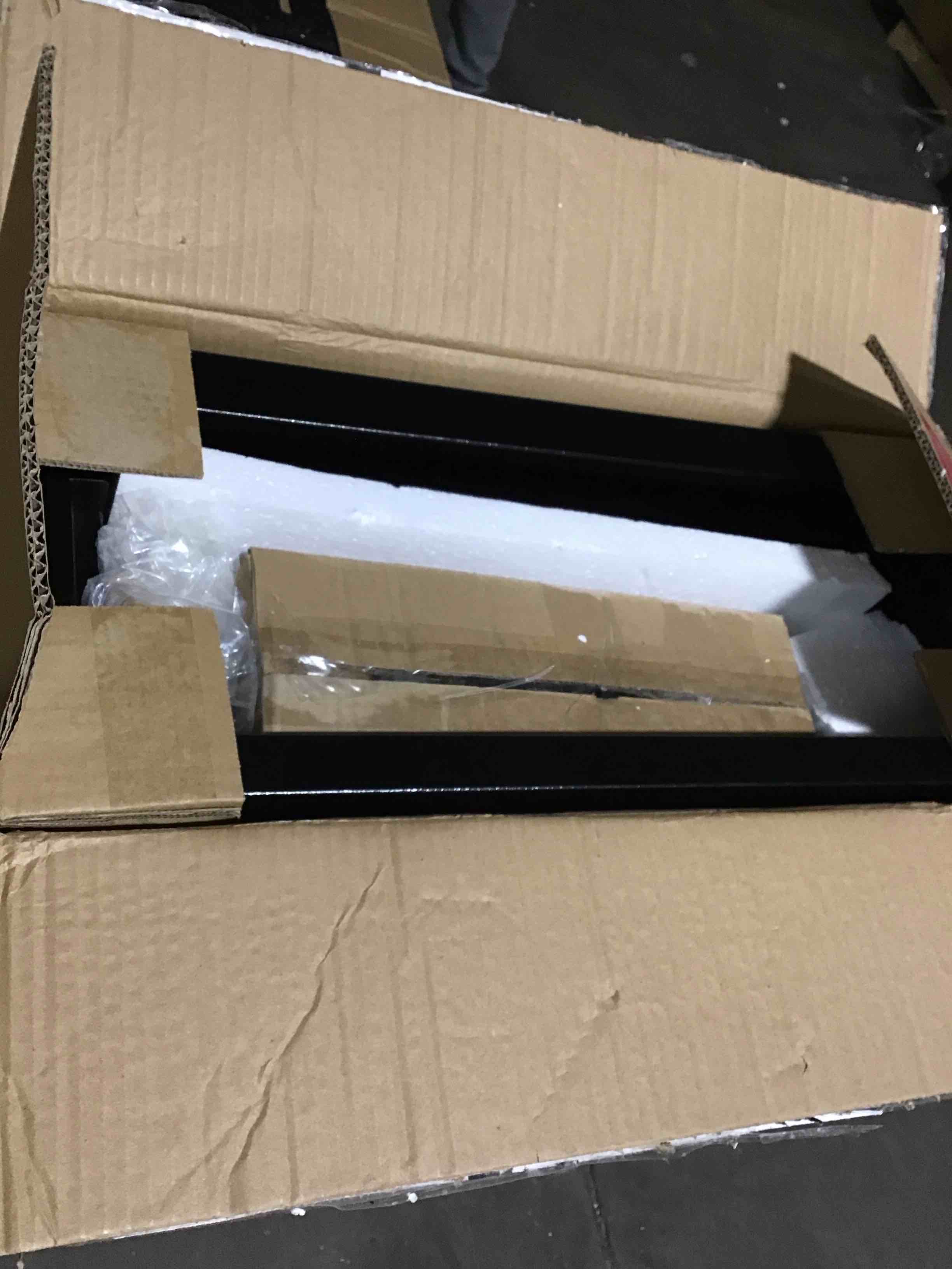 https://s3.amazonaws.com/lotting-images-prod/bidfta/YEL5787614_1709144711502.jpeg
