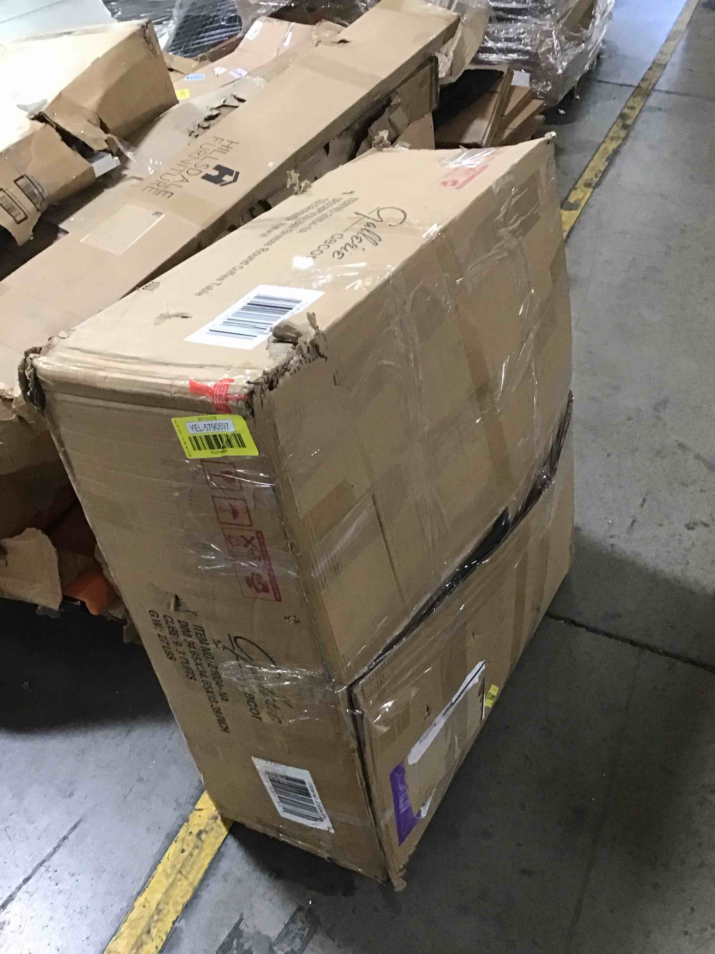 https://s3.amazonaws.com/lotting-images-prod/bidfta/YEL5790597_1708976935863.jpeg