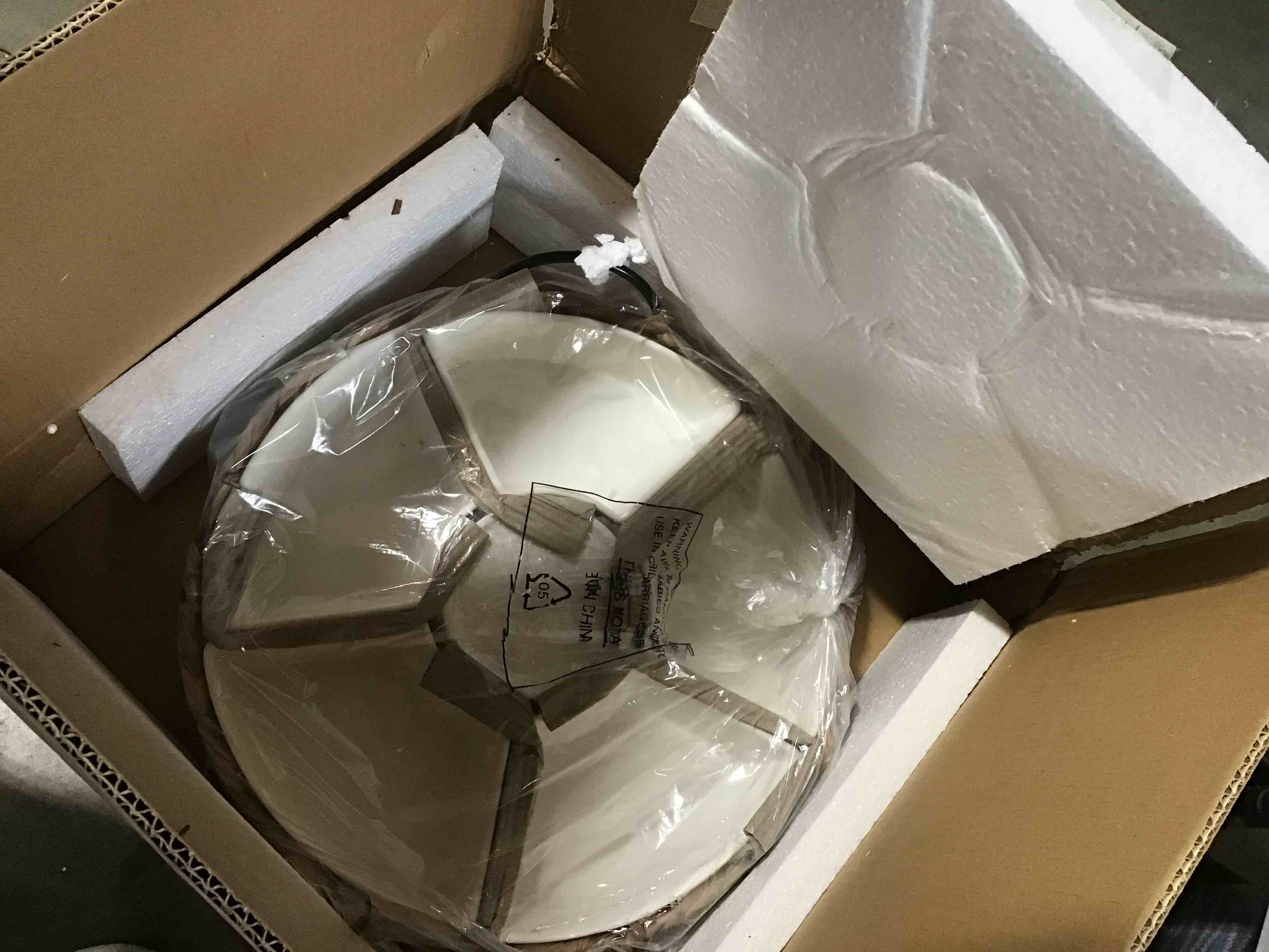 https://s3.amazonaws.com/lotting-images-prod/bidfta/YEL5791346_1709742920374.jpeg