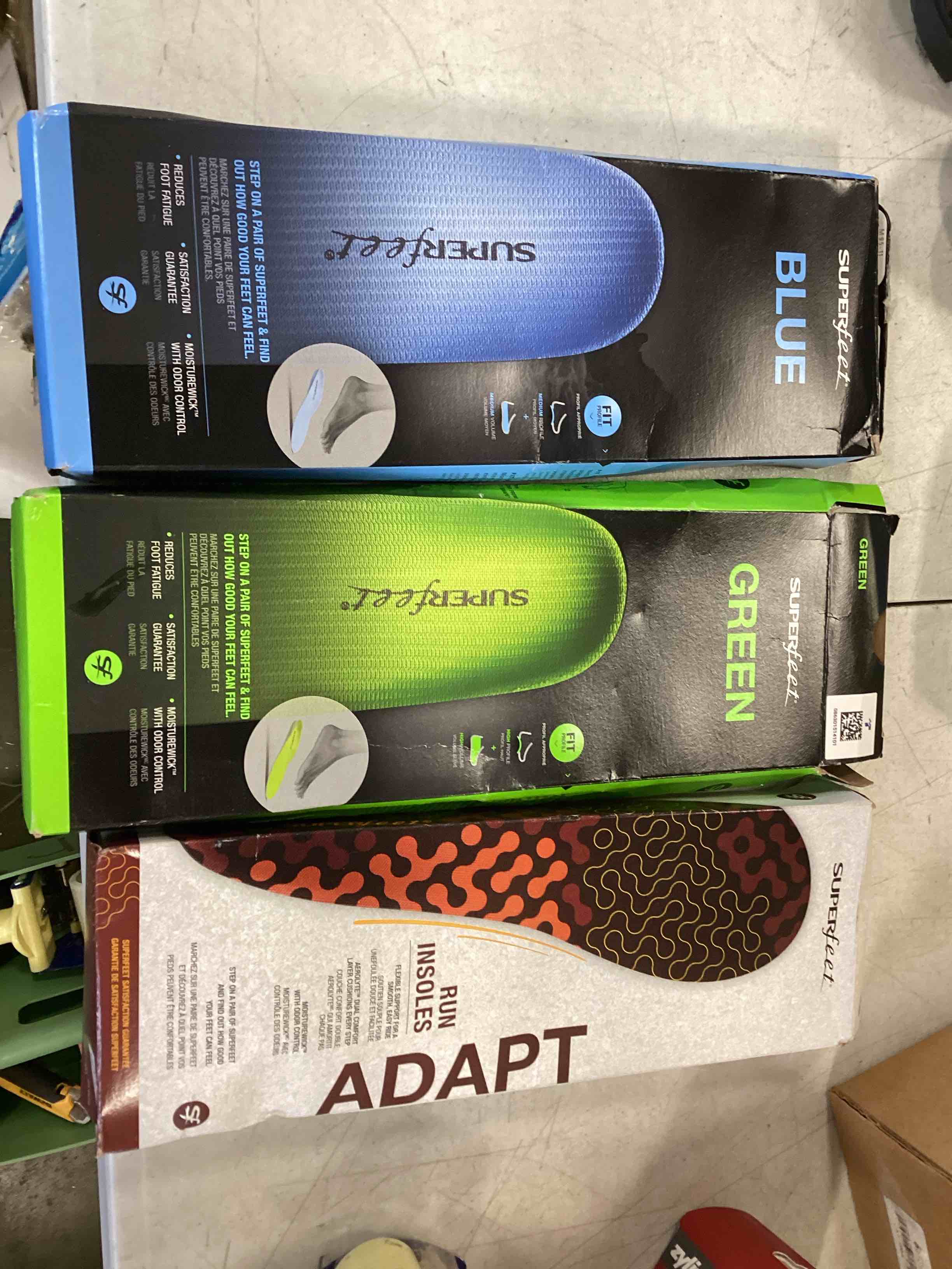 https://s3.amazonaws.com/lotting-images-prod/bidfta/YEL5794800_1706889711509.jpeg