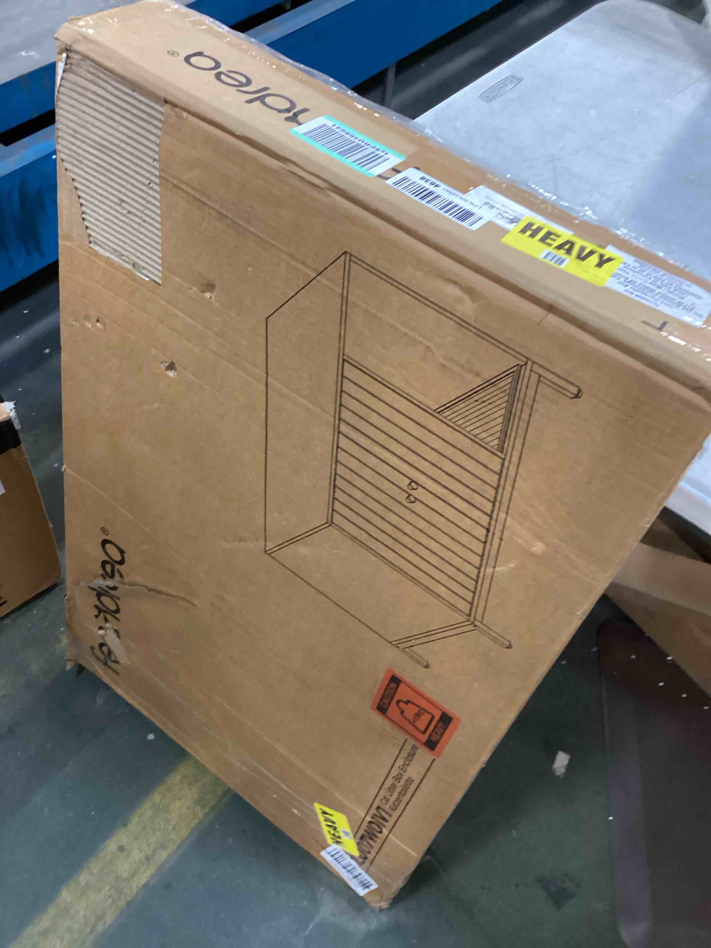 https://s3.amazonaws.com/lotting-images-prod/bidfta/YEL5795092_1706017315969.jpeg