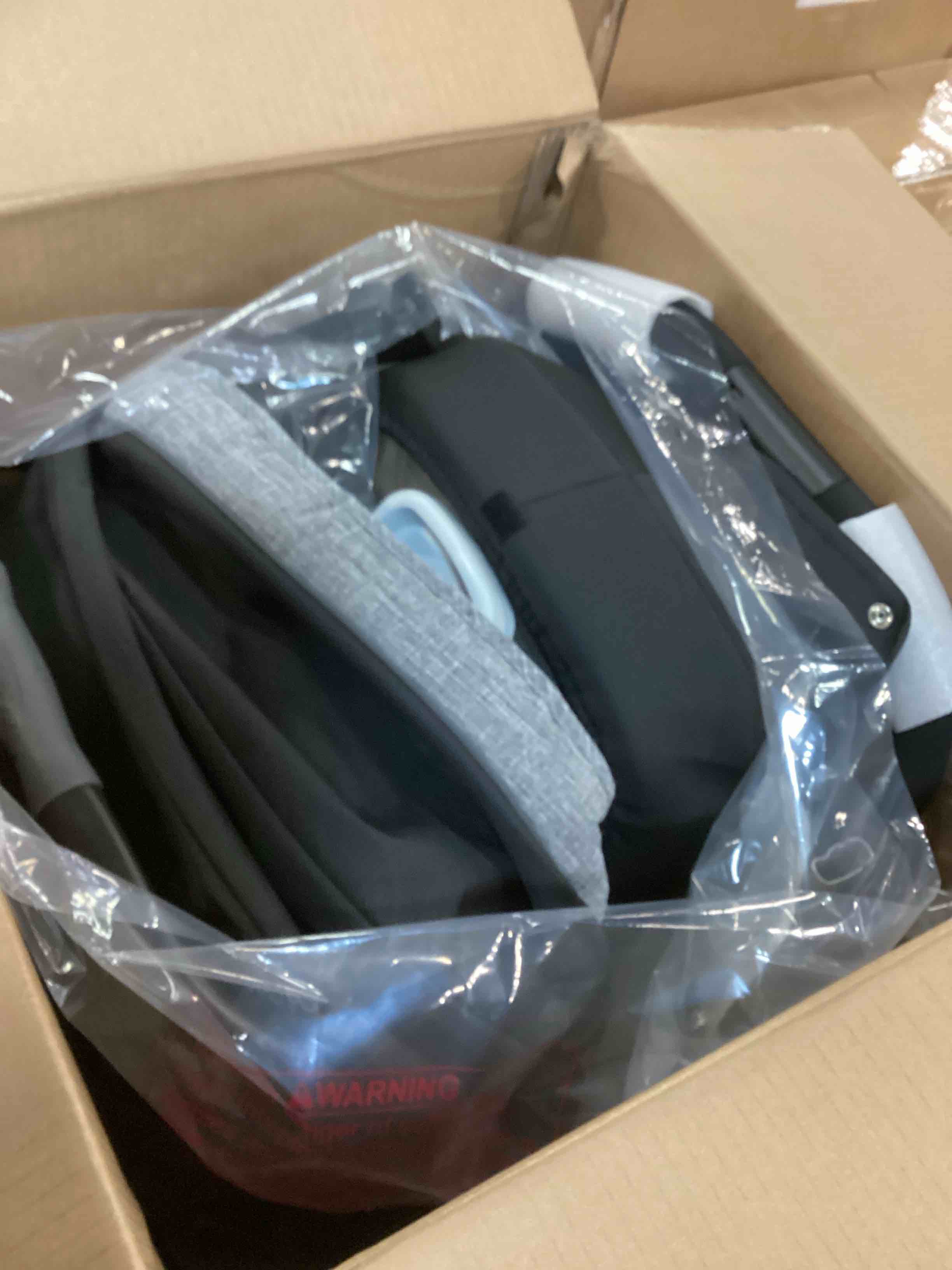 https://s3.amazonaws.com/lotting-images-prod/bidfta/YEL5795331_1706041812806.jpeg