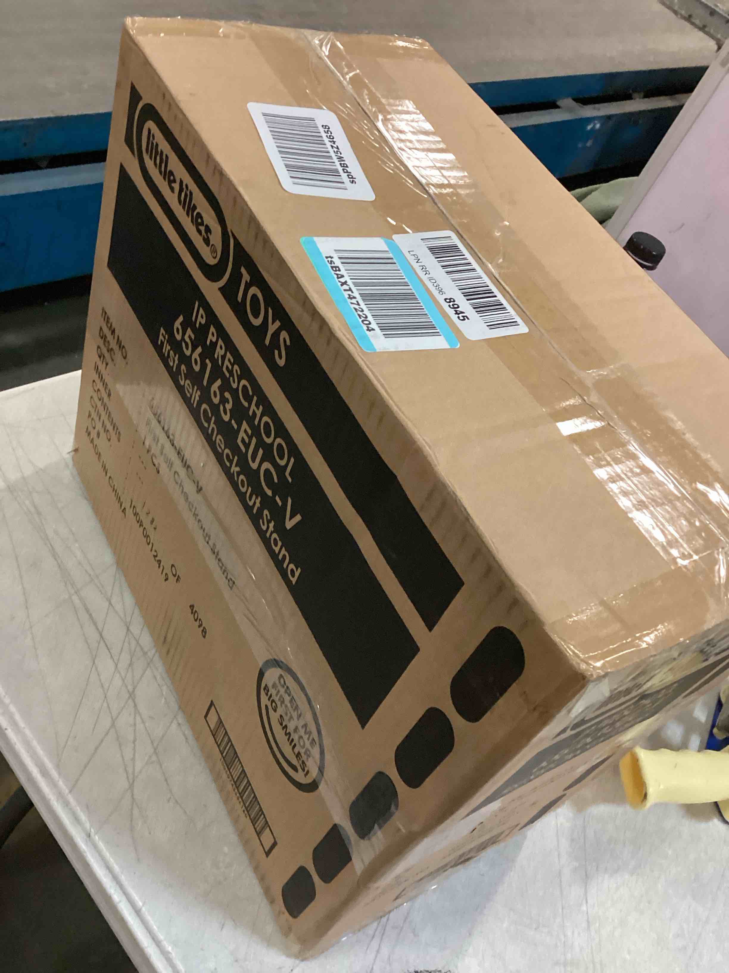 https://s3.amazonaws.com/lotting-images-prod/bidfta/YEL5795874_1706360647176.jpeg