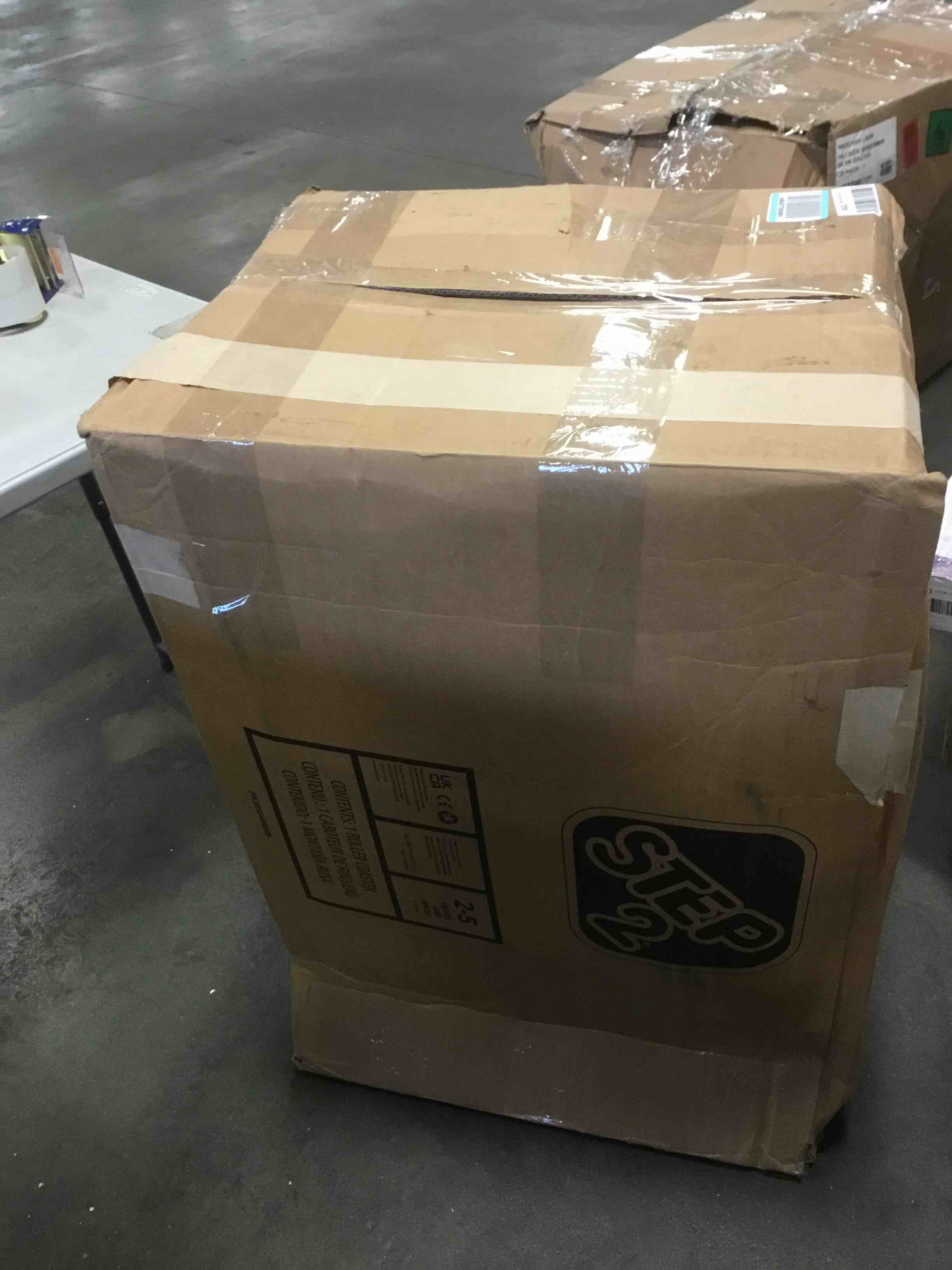 https://s3.amazonaws.com/lotting-images-prod/bidfta/YEL5796664_1705756730560.jpeg
