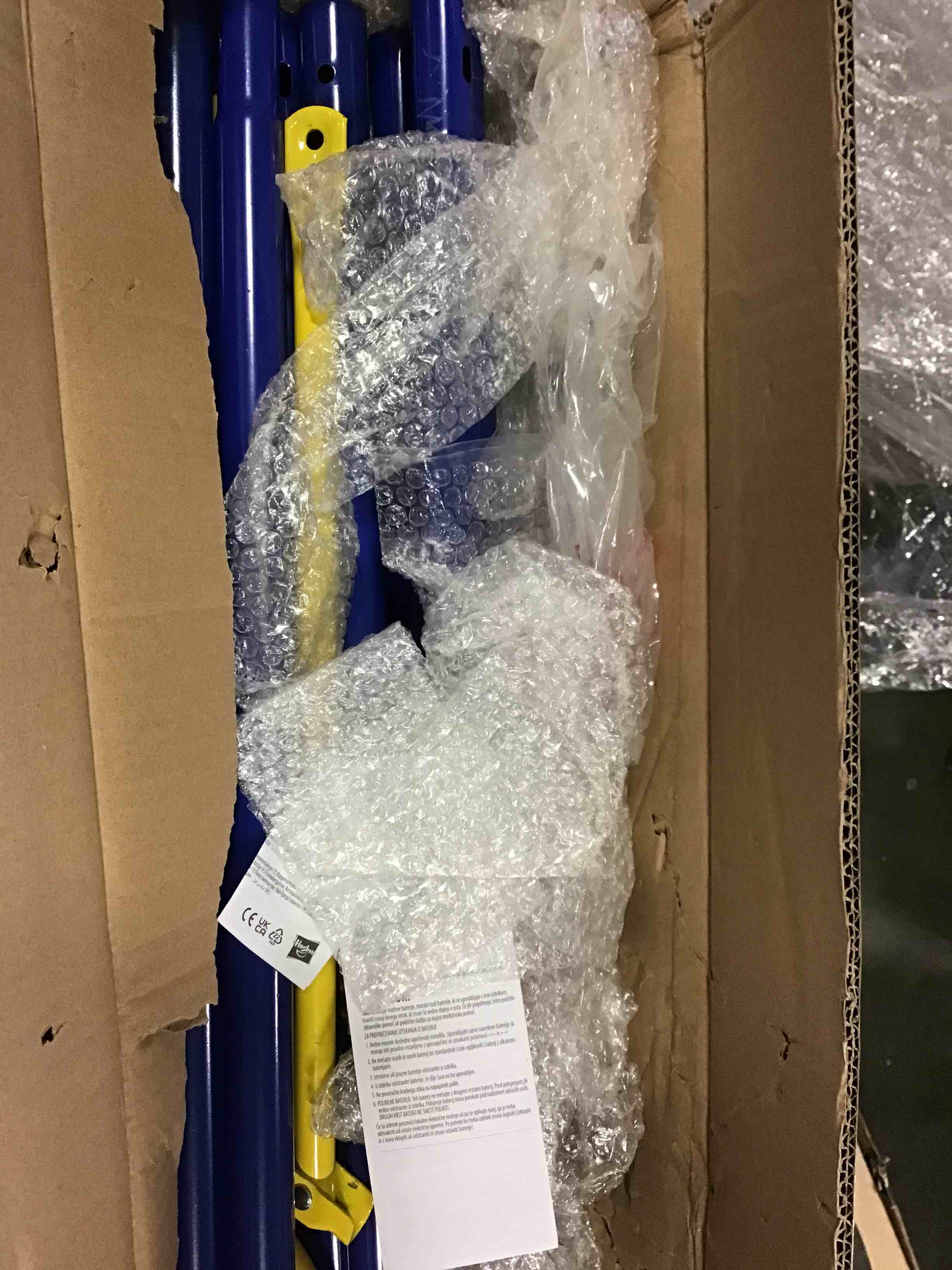 https://s3.amazonaws.com/lotting-images-prod/bidfta/YEL5796957_1706026129889.jpeg