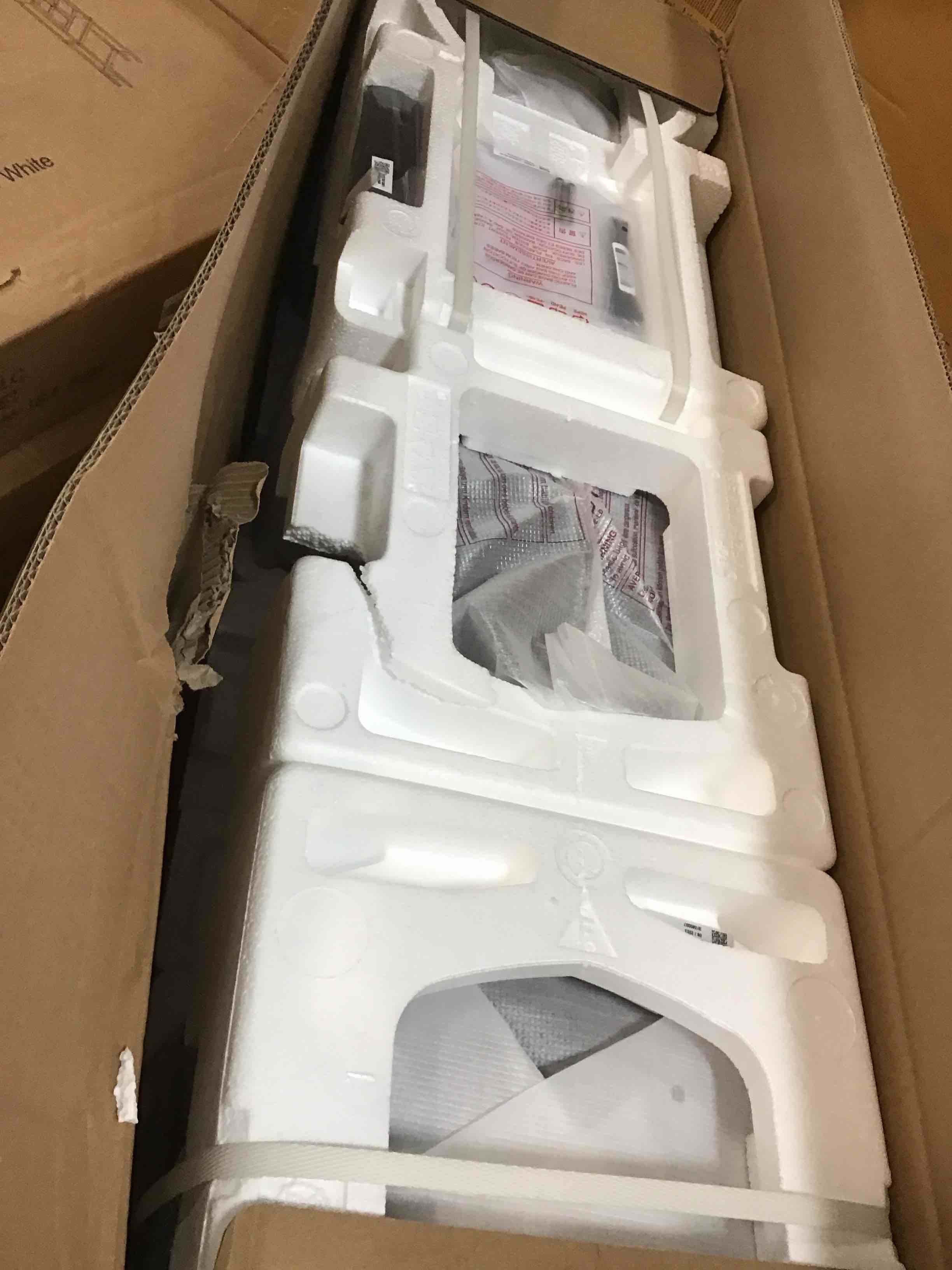 https://s3.amazonaws.com/lotting-images-prod/bidfta/YEL5797305_1706969825159.jpeg