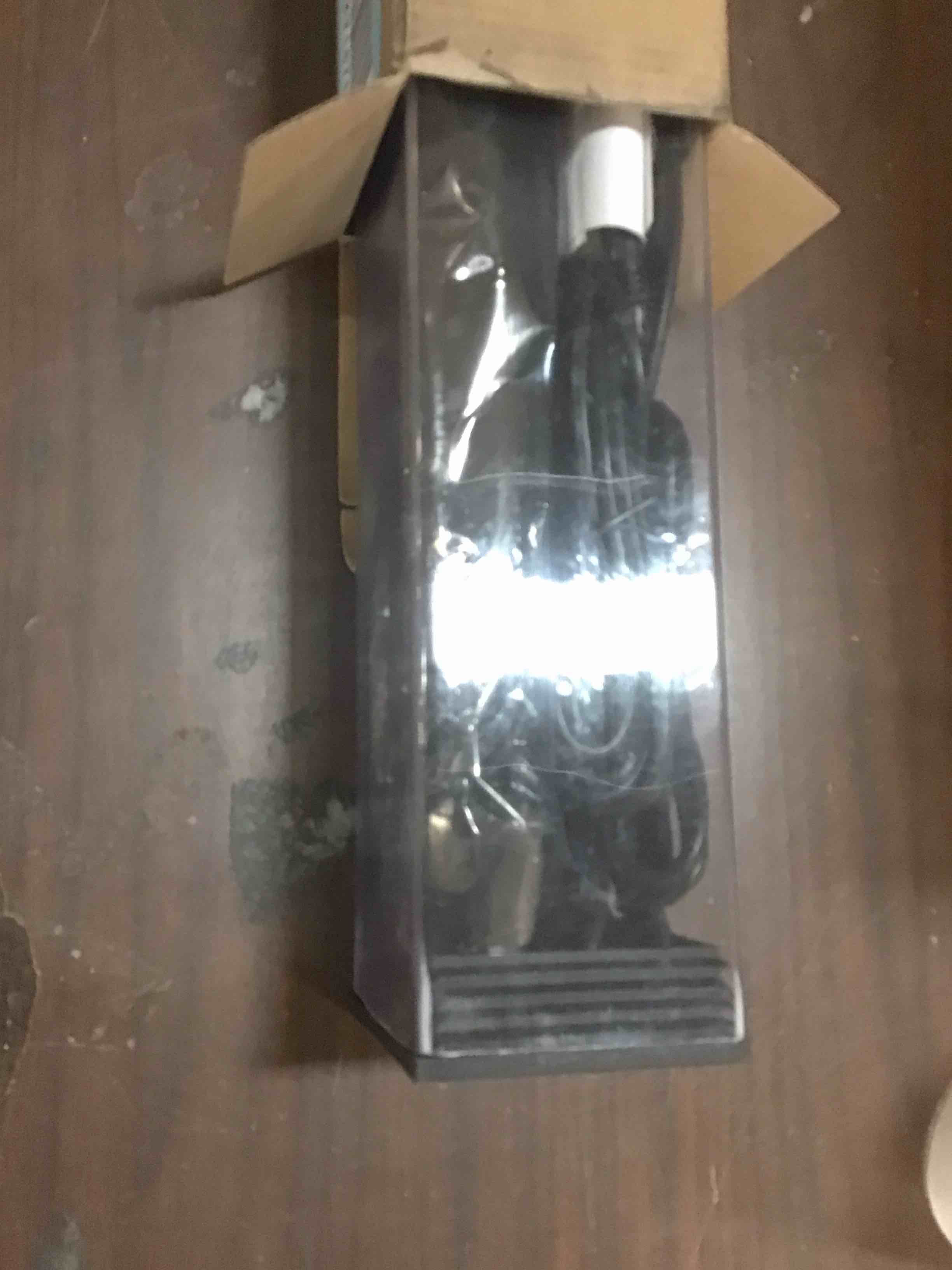 https://s3.amazonaws.com/lotting-images-prod/bidfta/YEL5797341_1706974965405.jpeg
