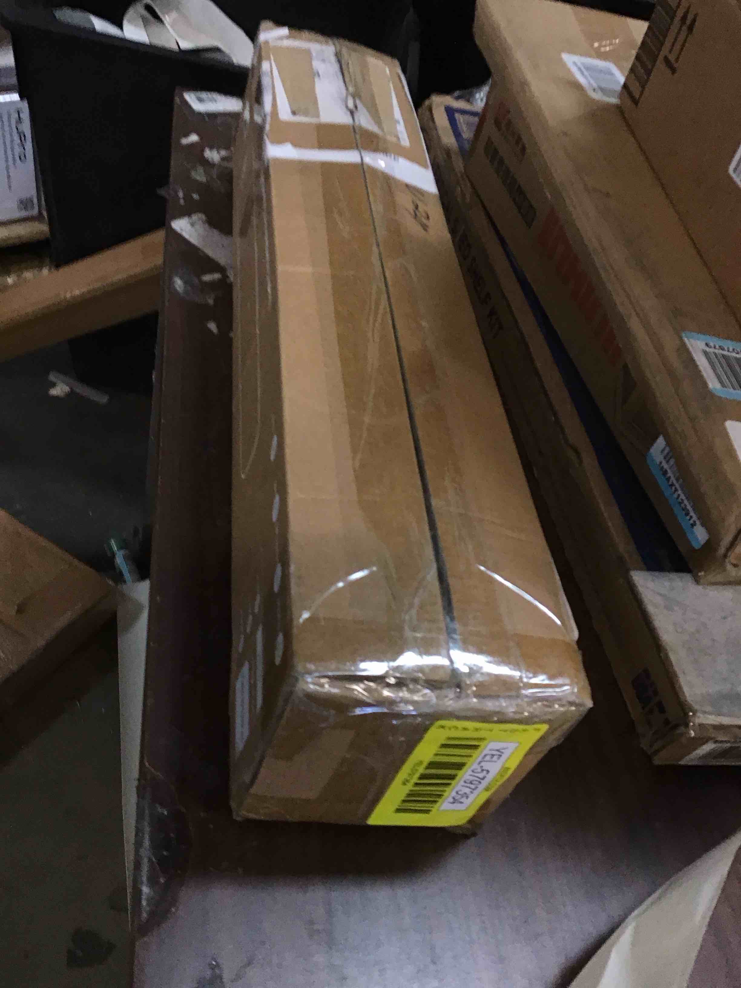 https://s3.amazonaws.com/lotting-images-prod/bidfta/YEL5797354_1706975747114.jpeg