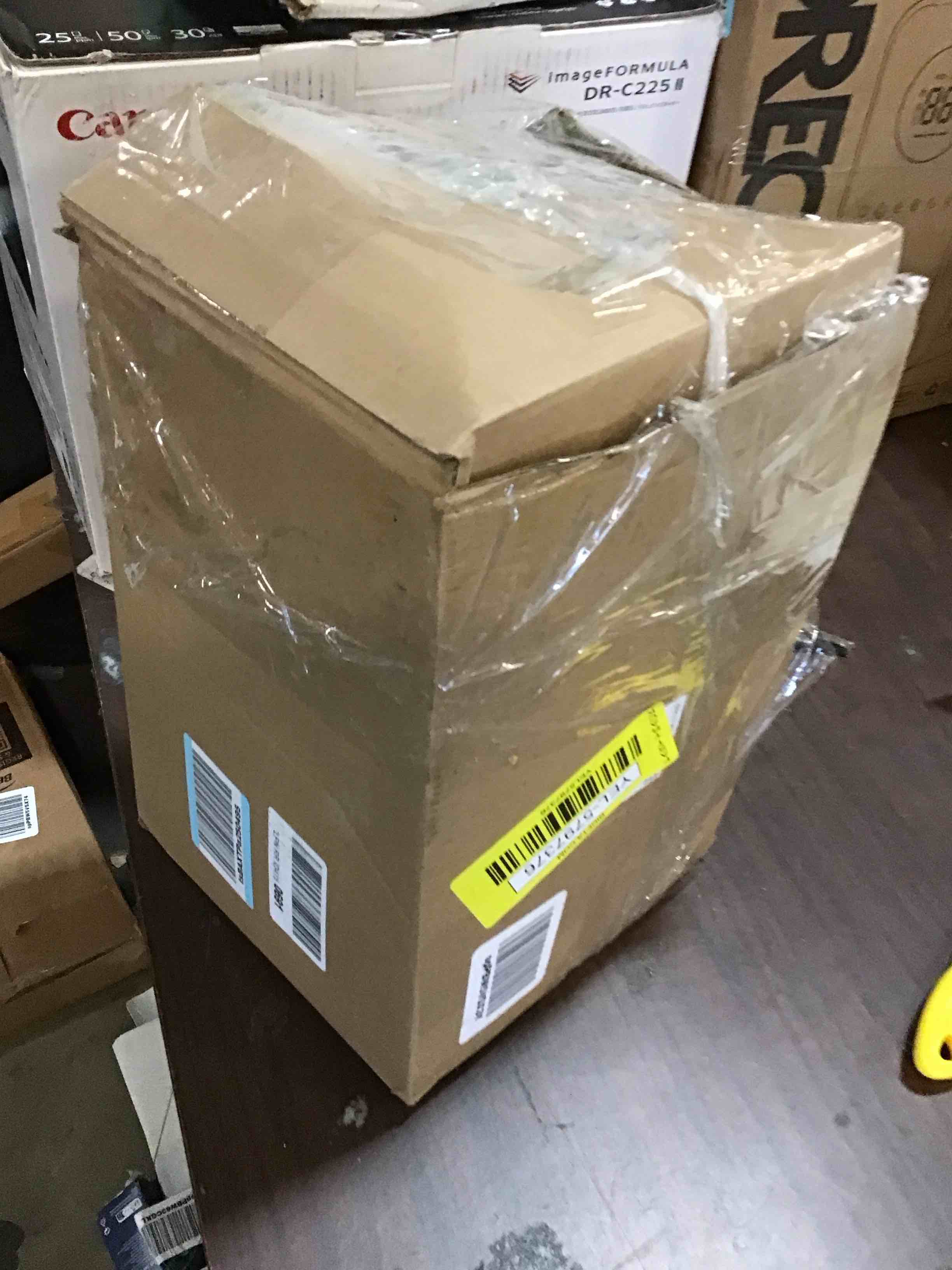 https://s3.amazonaws.com/lotting-images-prod/bidfta/YEL5797376_1706977147869.jpeg