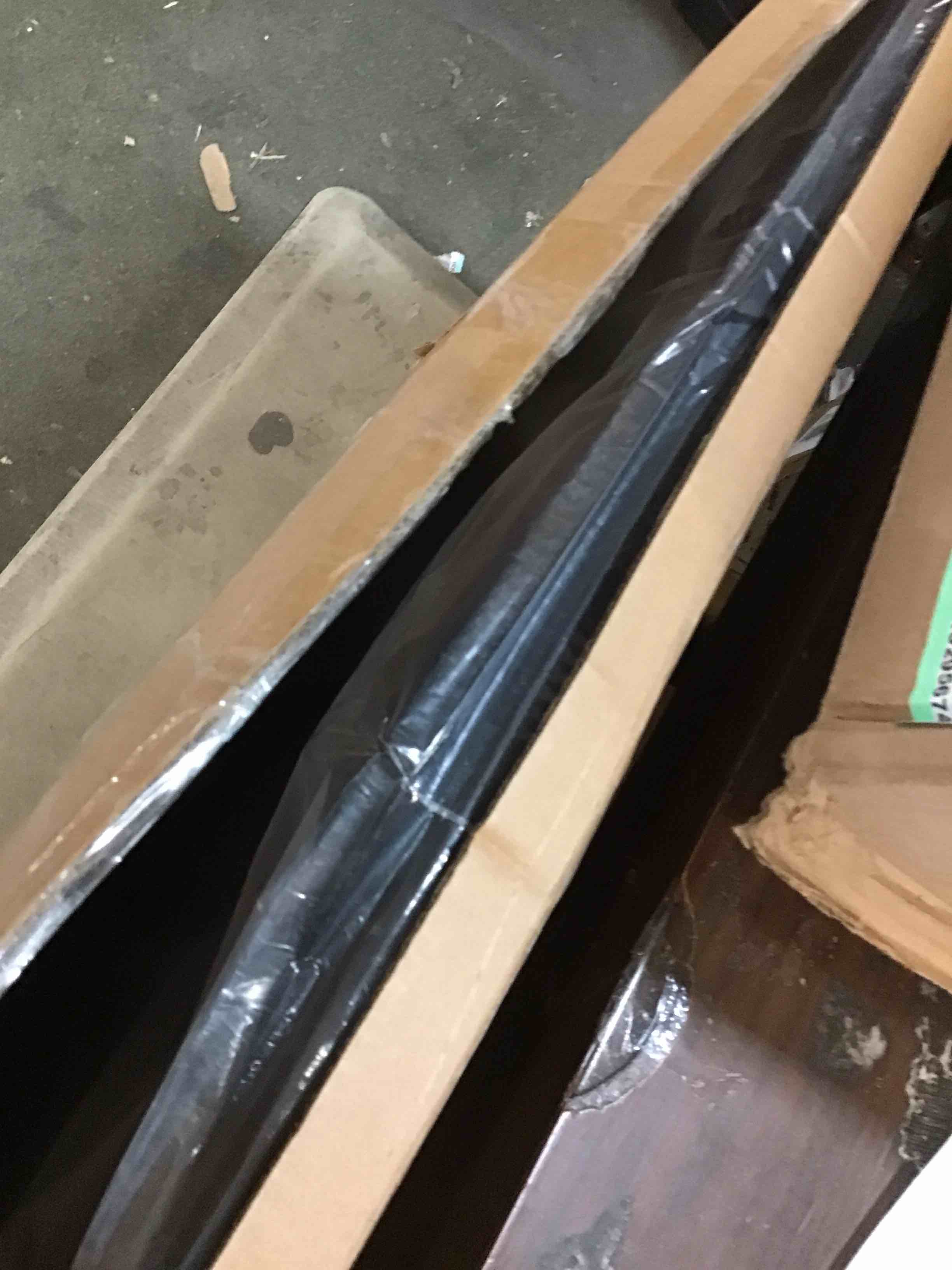 https://s3.amazonaws.com/lotting-images-prod/bidfta/YEL5797491_1706989515695.jpeg