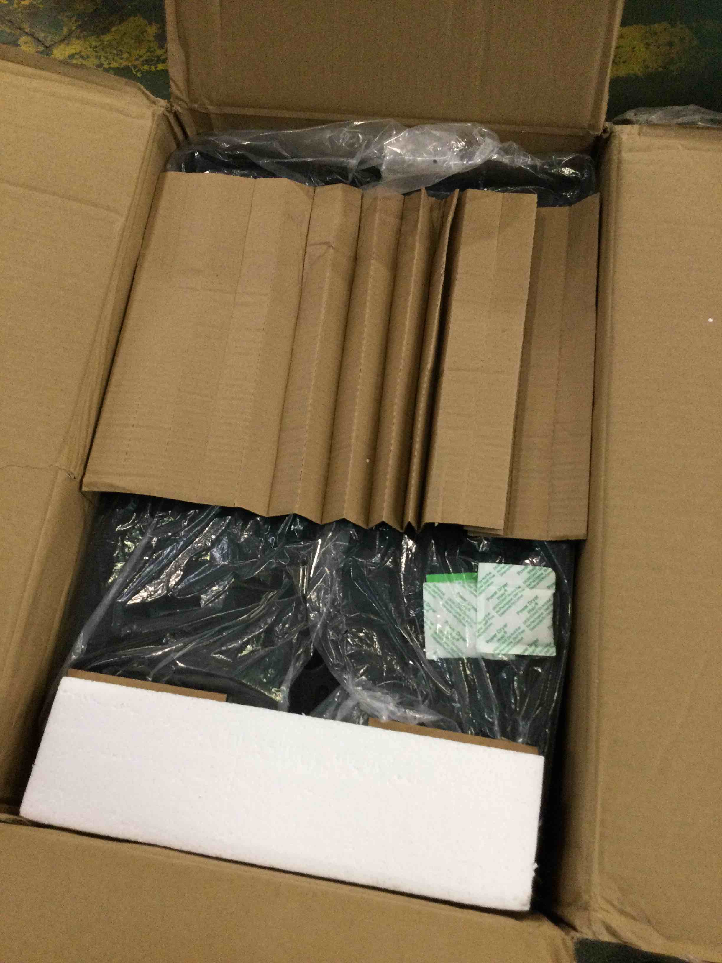https://s3.amazonaws.com/lotting-images-prod/bidfta/YEL5797802_1707237916818.jpeg