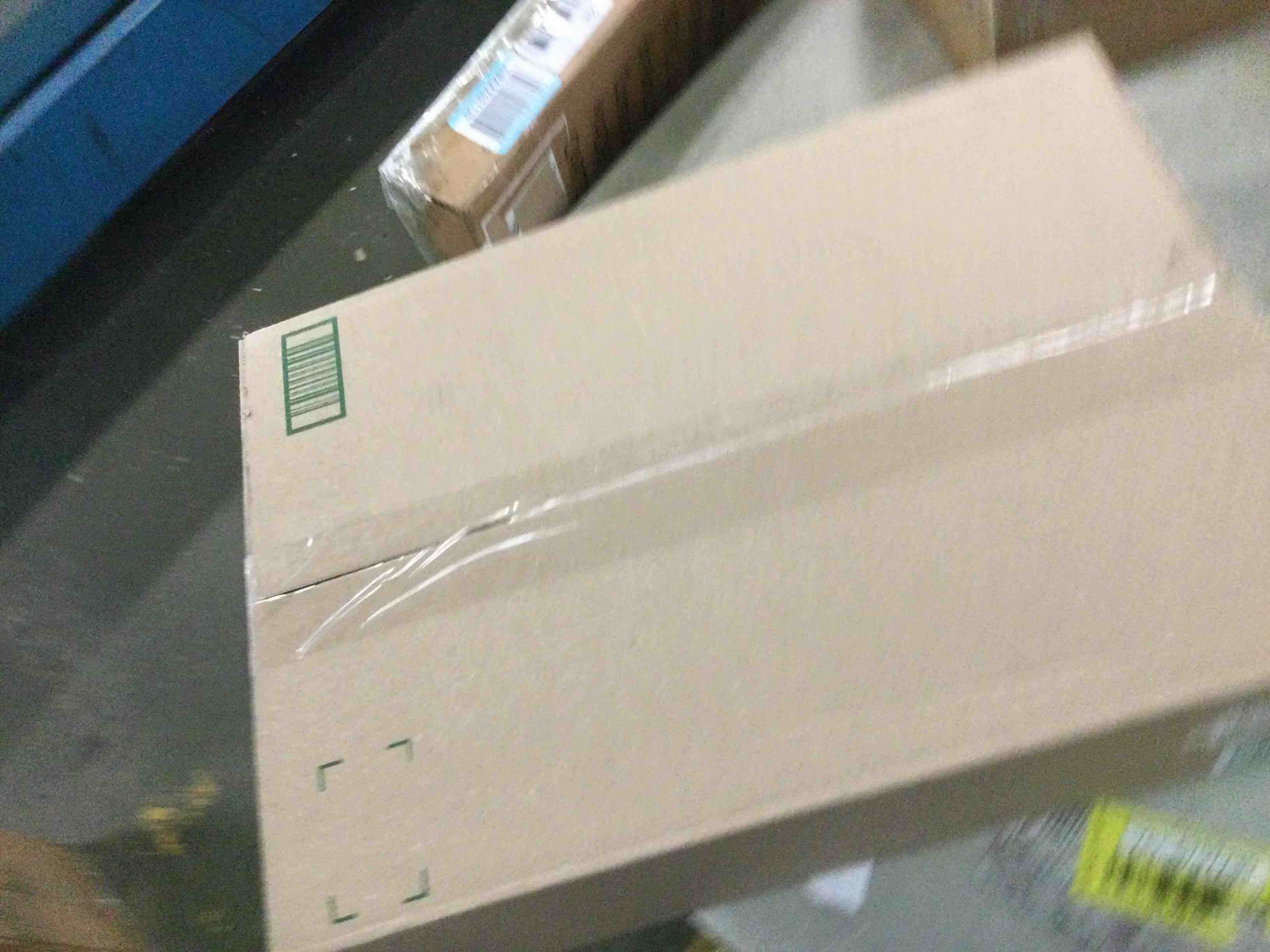 https://s3.amazonaws.com/lotting-images-prod/bidfta/YEL5797811_1707239793332.jpeg