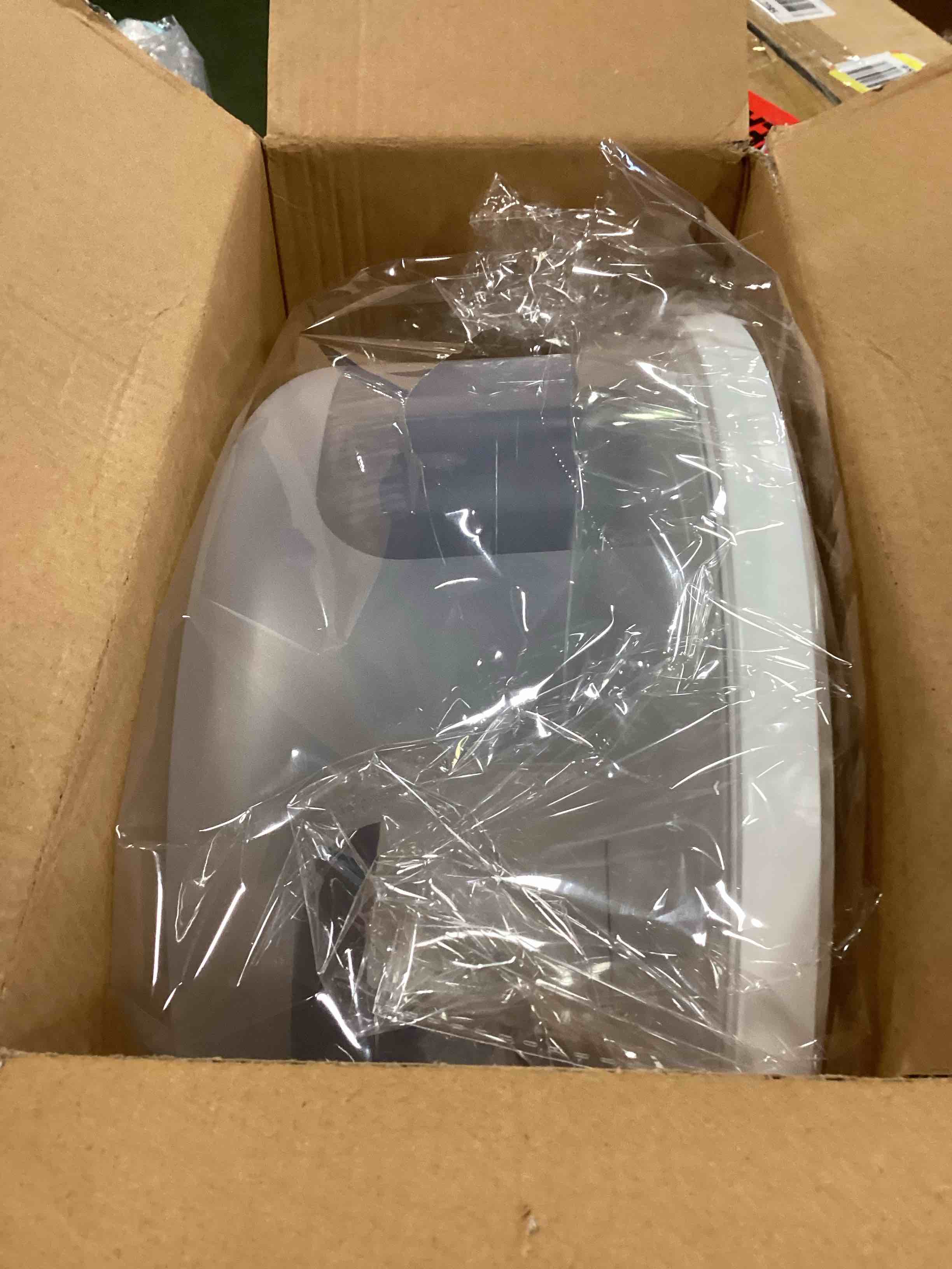https://s3.amazonaws.com/lotting-images-prod/bidfta/YEL5798765_1706191715170.jpeg