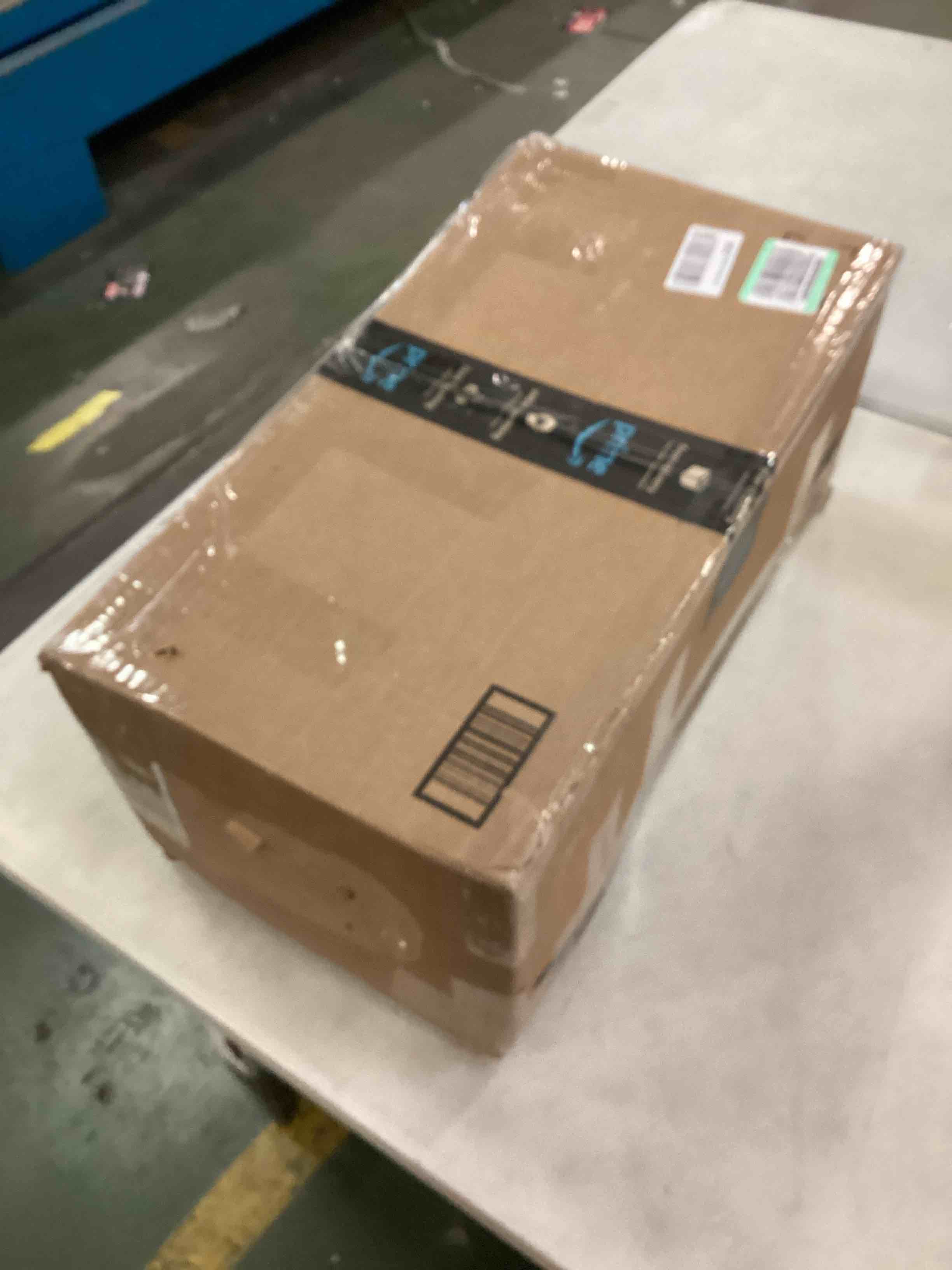 https://s3.amazonaws.com/lotting-images-prod/bidfta/YEL5799554_1705768281802.jpeg