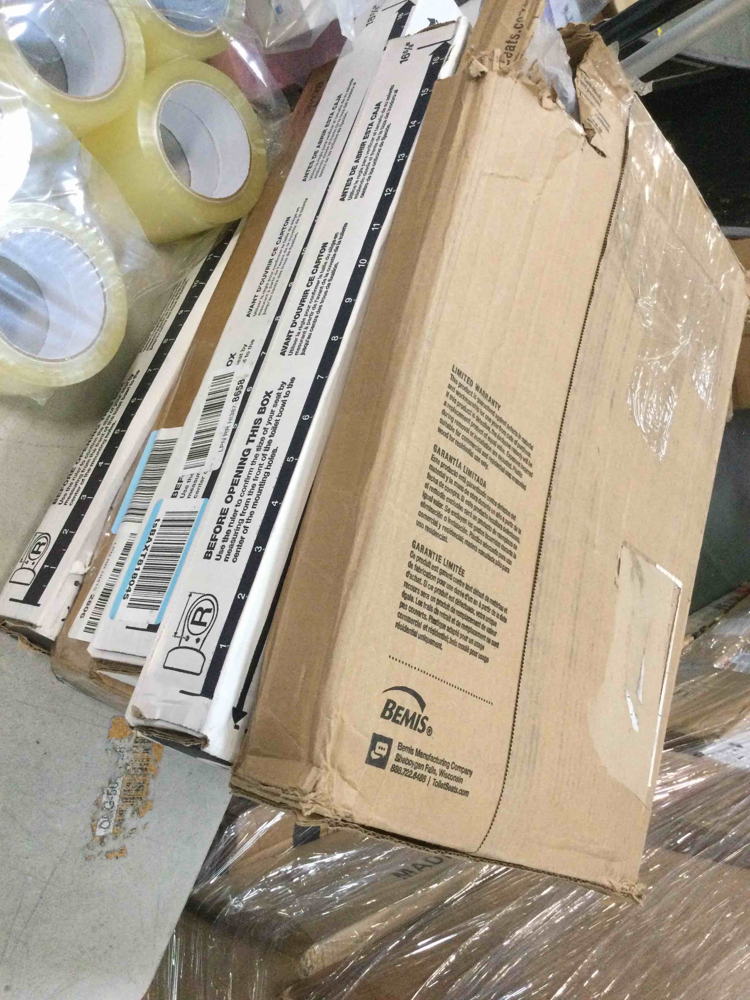 assorted toilet seats